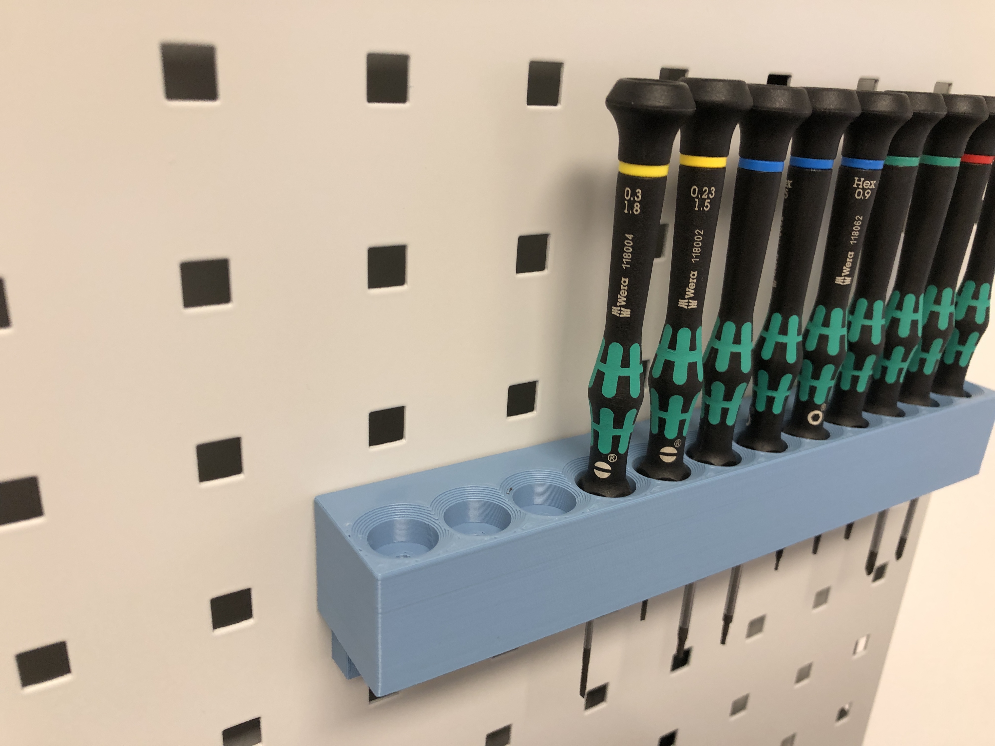 Hoffmann Group Eaysfix Workshop Wall — thumbnail 2