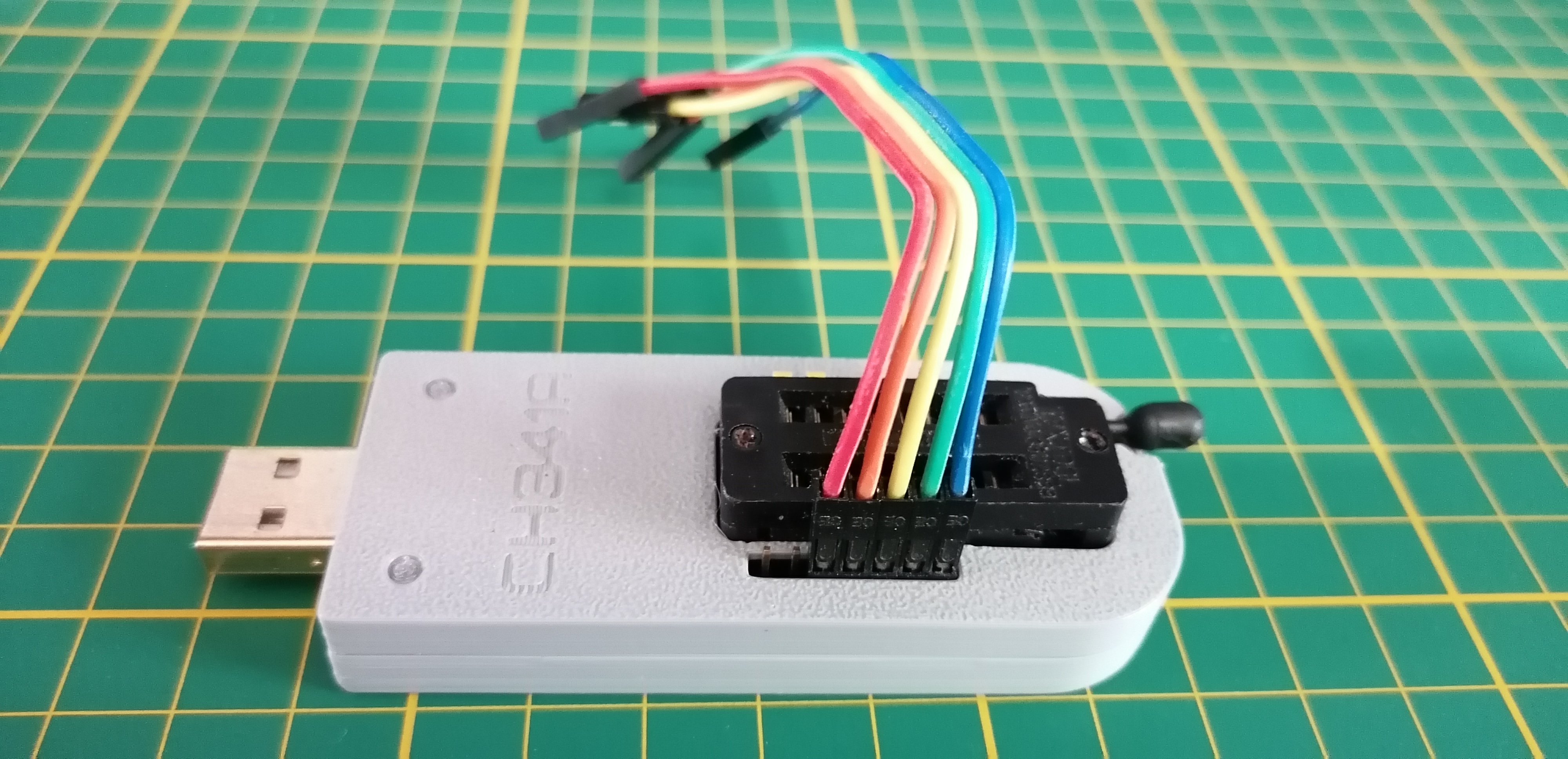 Miniatura 3 do modelo 3D YJ board CH341A Serial/Memory Programmer Enclosure
