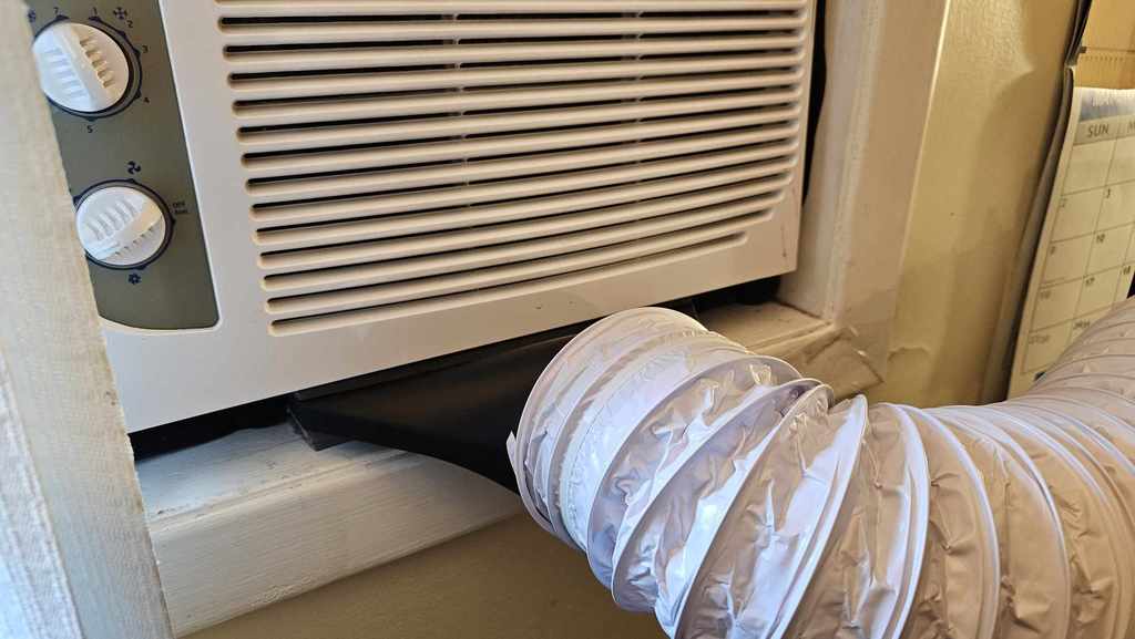 low profile window Vent for 4