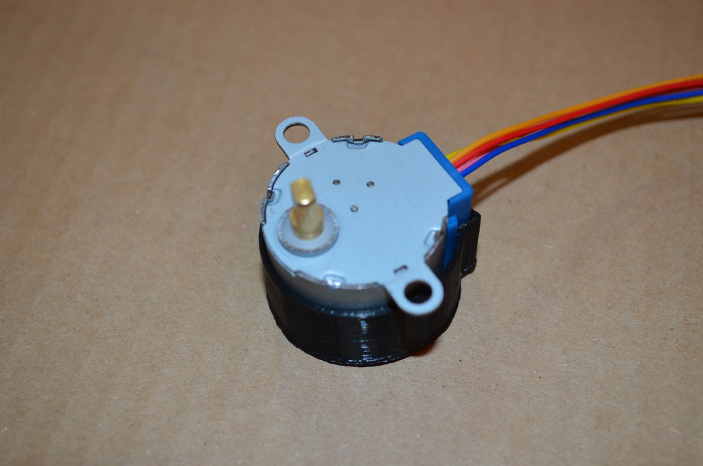 Miniatura 3 do modelo 3D Small Stepper Motor Bracket