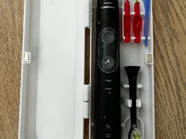 Travel box for Phillips Sonicare