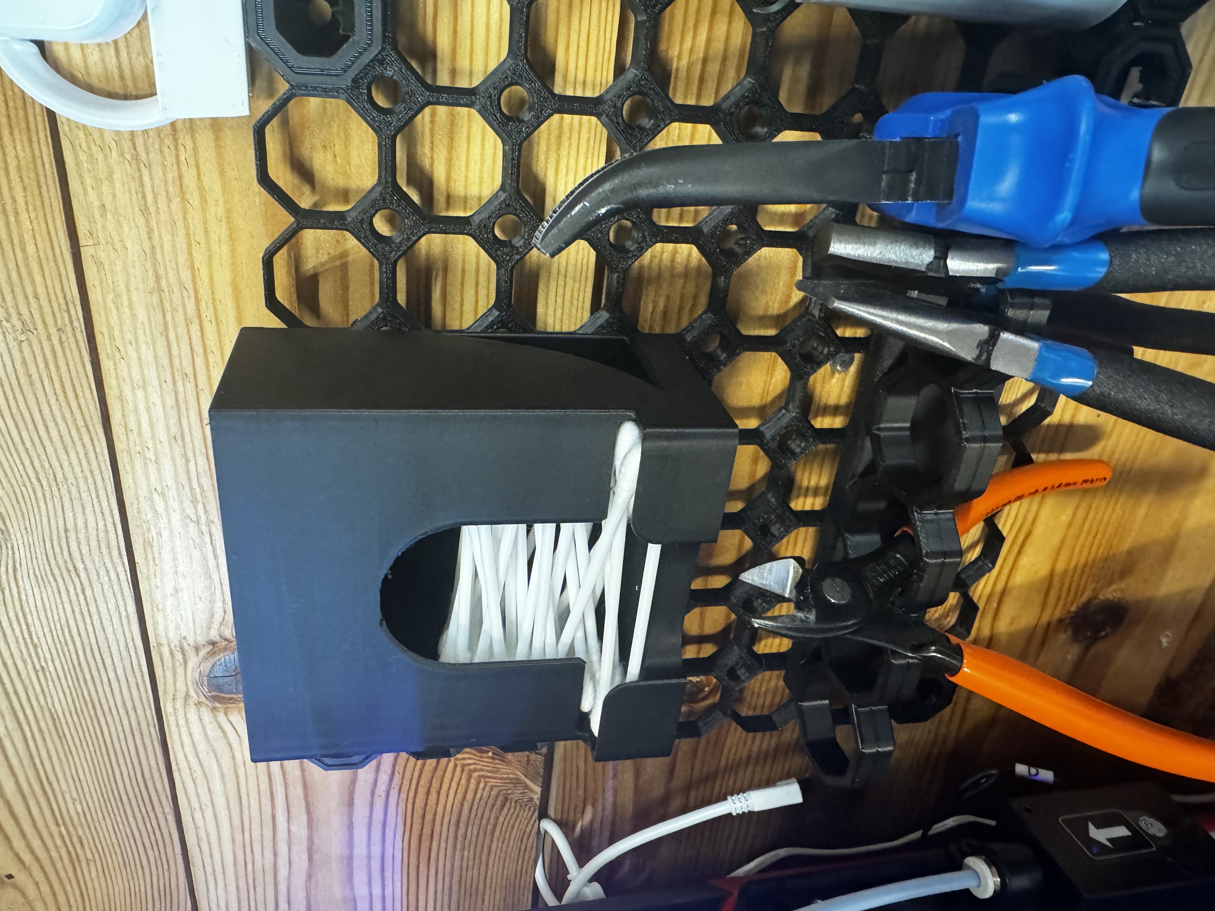 Multiboard Compact Qtip Dispenser