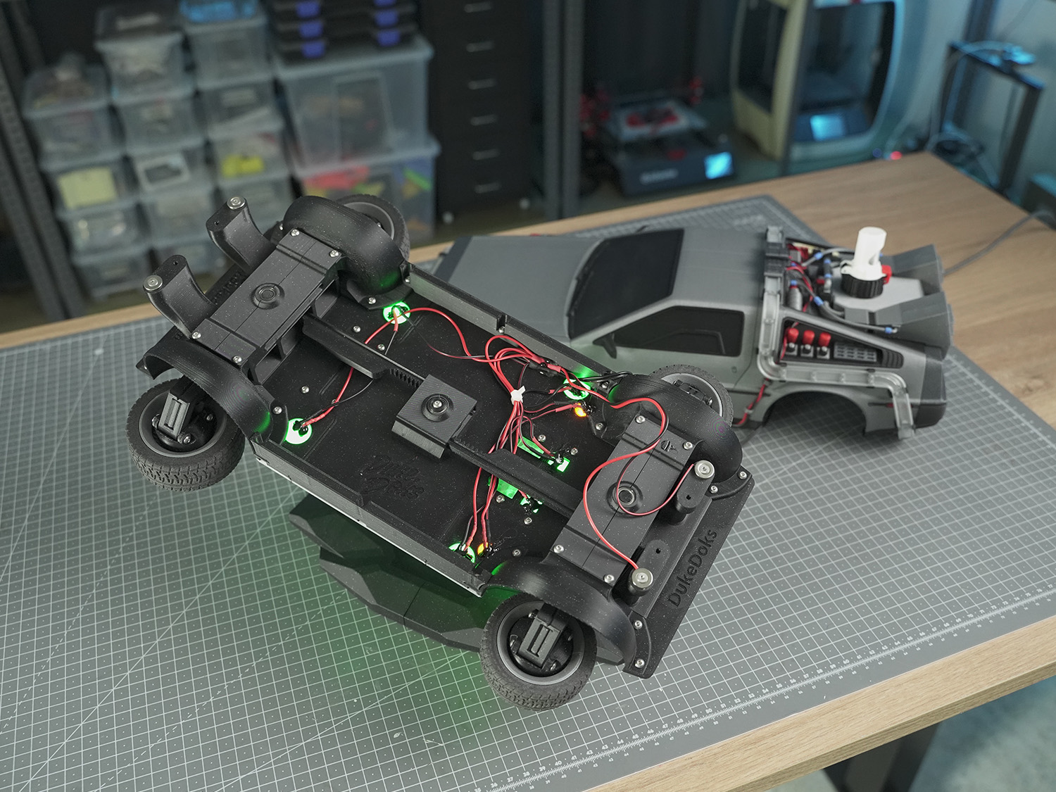 Chasis para DeLorean 1/10 — miniatura 6