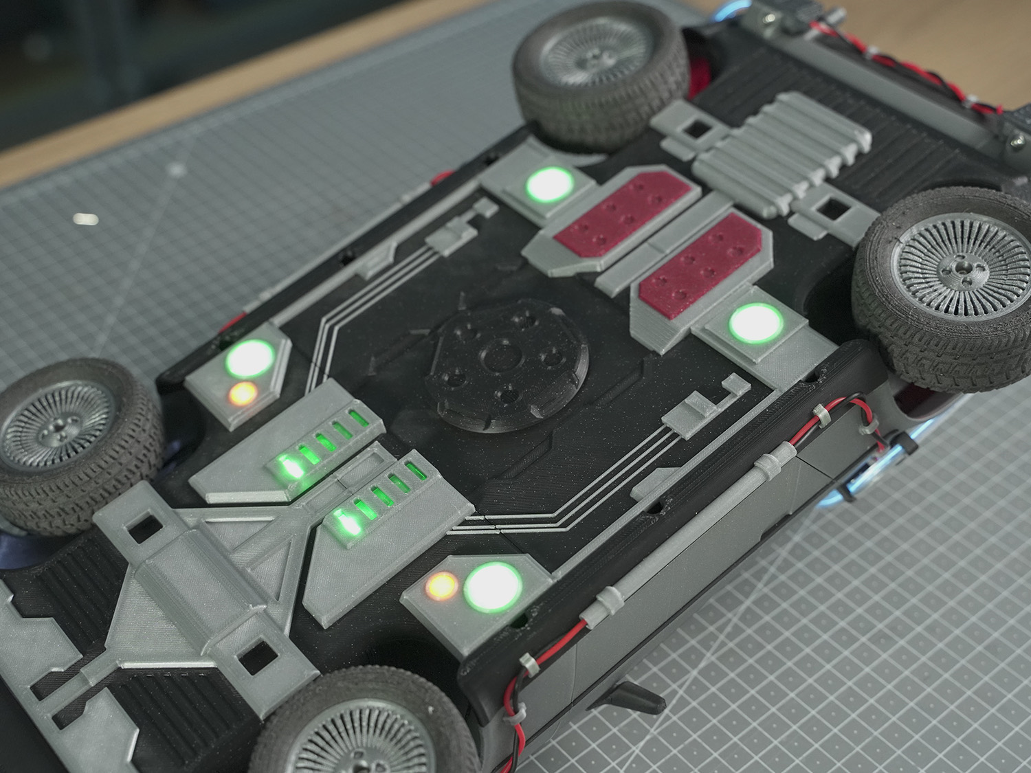 Chasis para DeLorean 1/10 — miniatura 11
