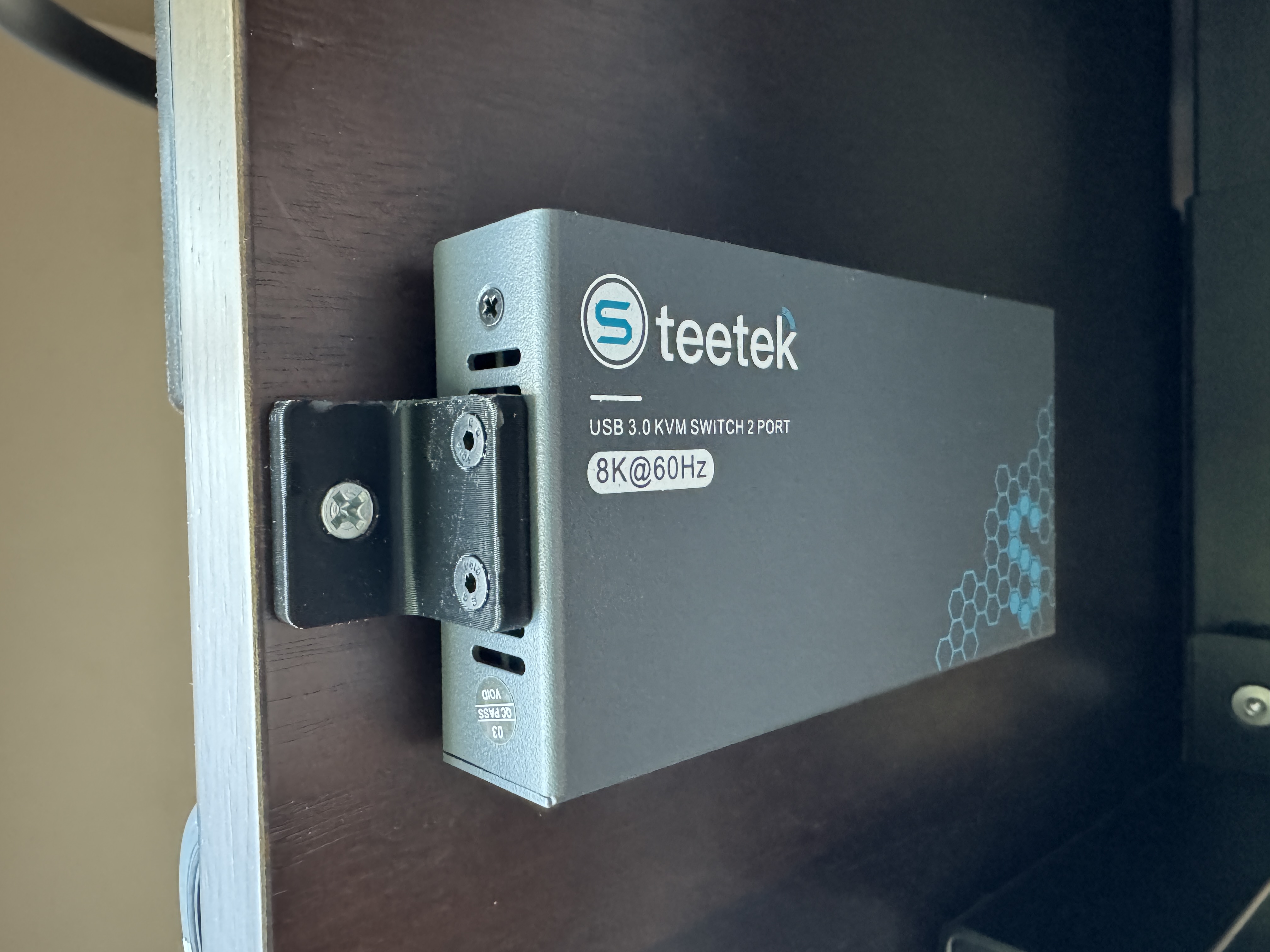 Steetek STK-S7229H KVM Mounting Bracket