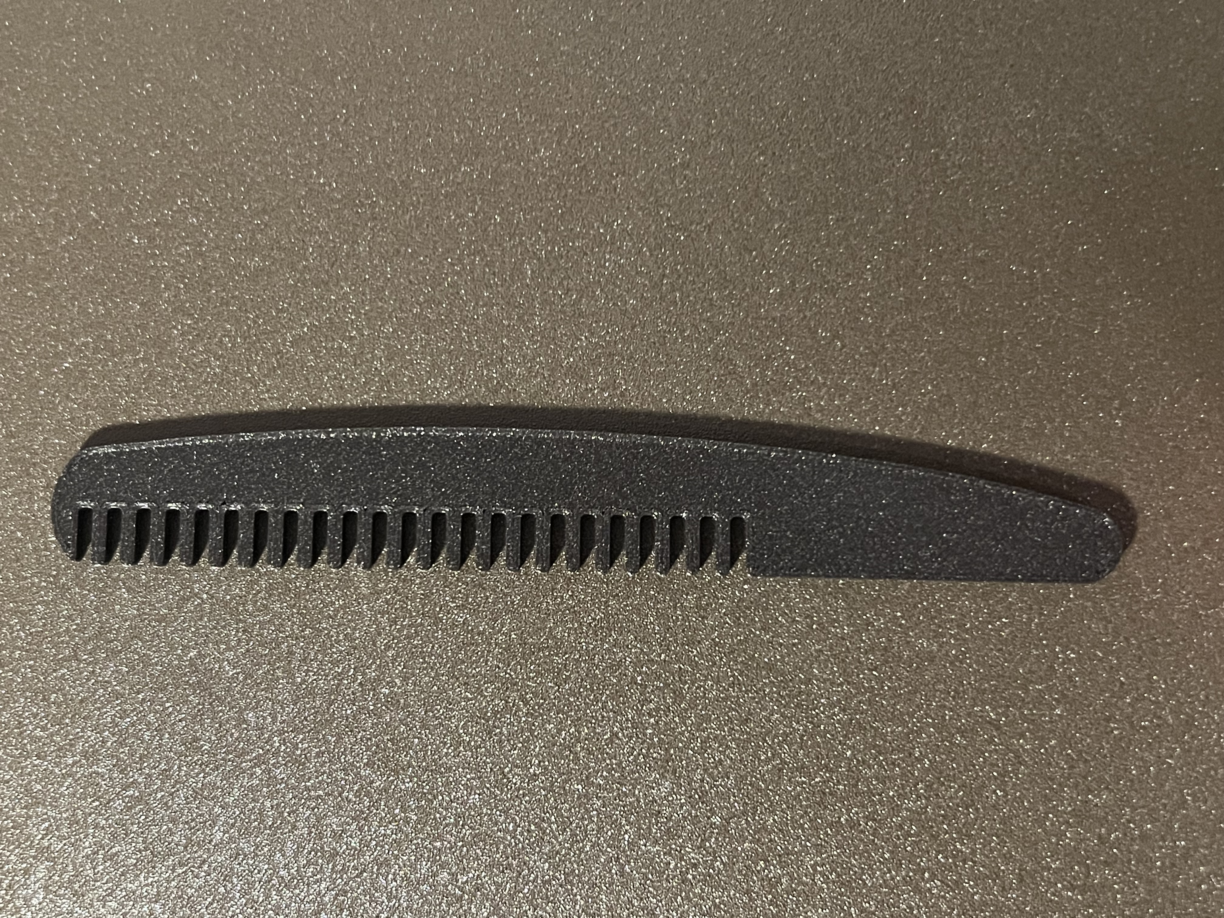 Miniatura 2 do modelo 3D Simple comb