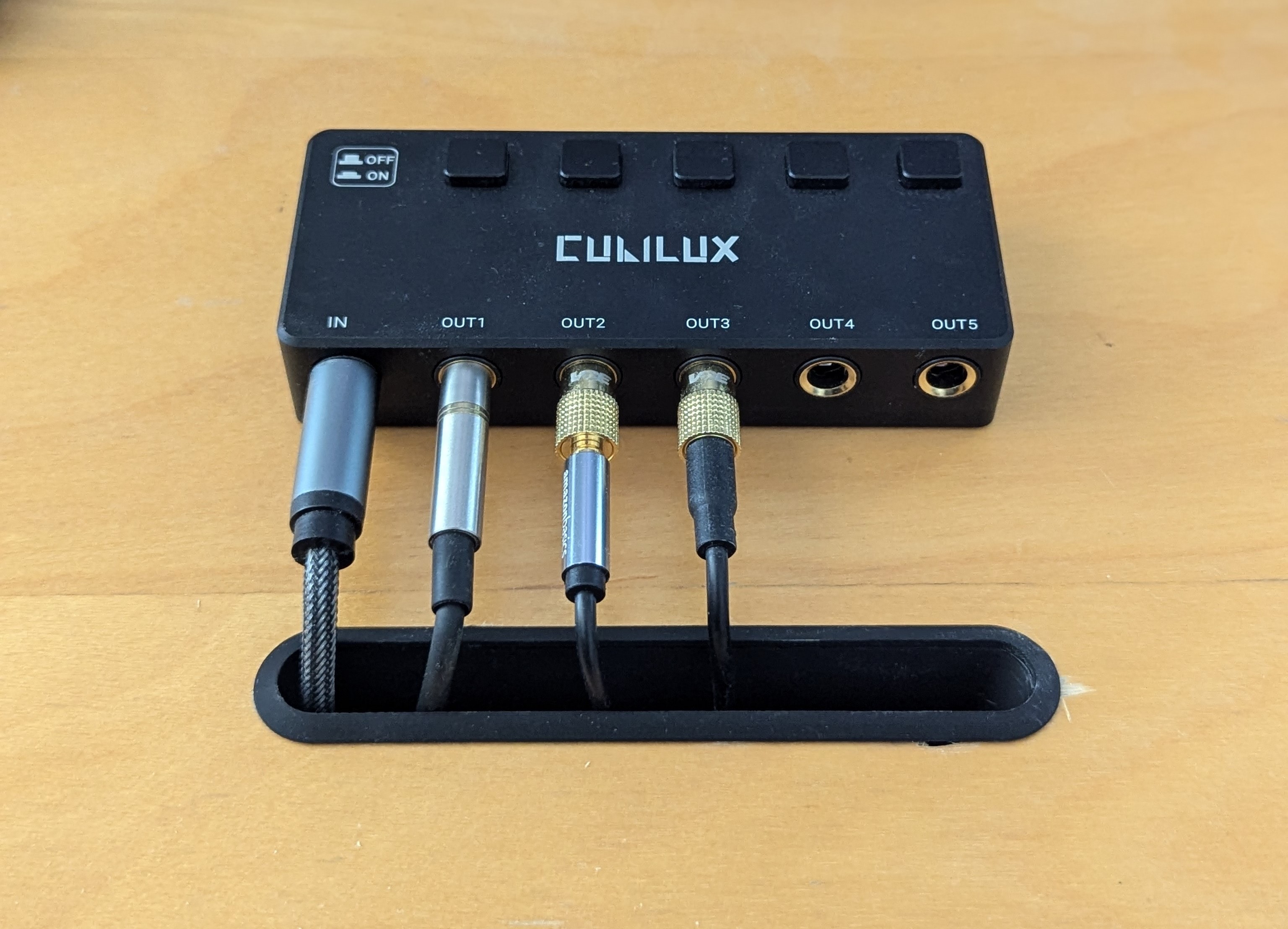 Desk cable management duct by Rakku Download free STL model