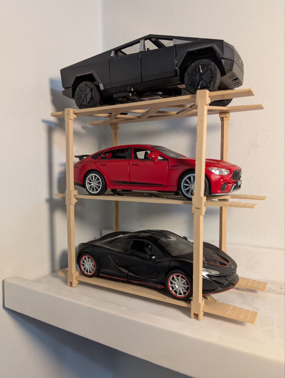 Miniatura 3 do modelo 3D STACKABLE Diecast Car Platform/Shelf 1:32
