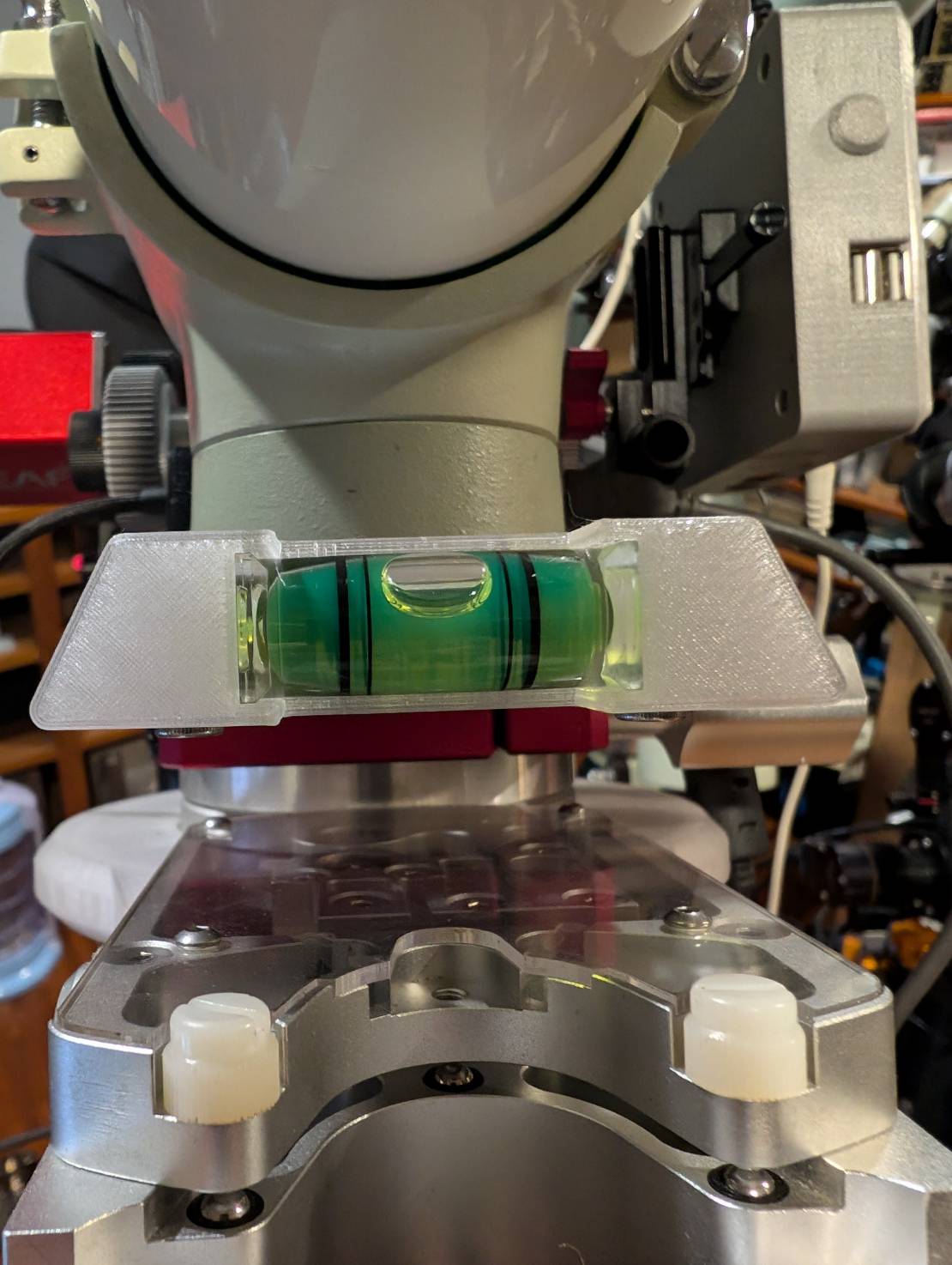 Bubble level holder for Losmandy-styled dovetail bars (of MoreBlue version)