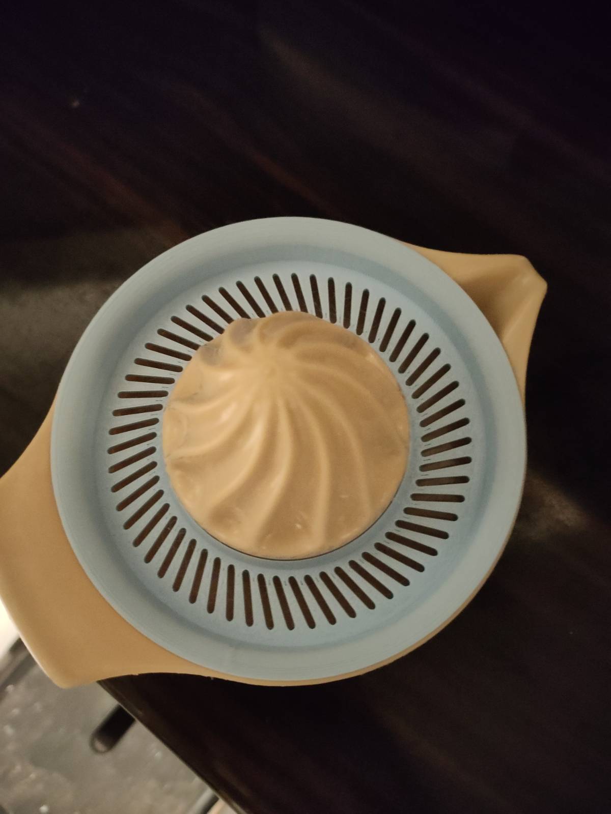 Pulp tray for citrus press