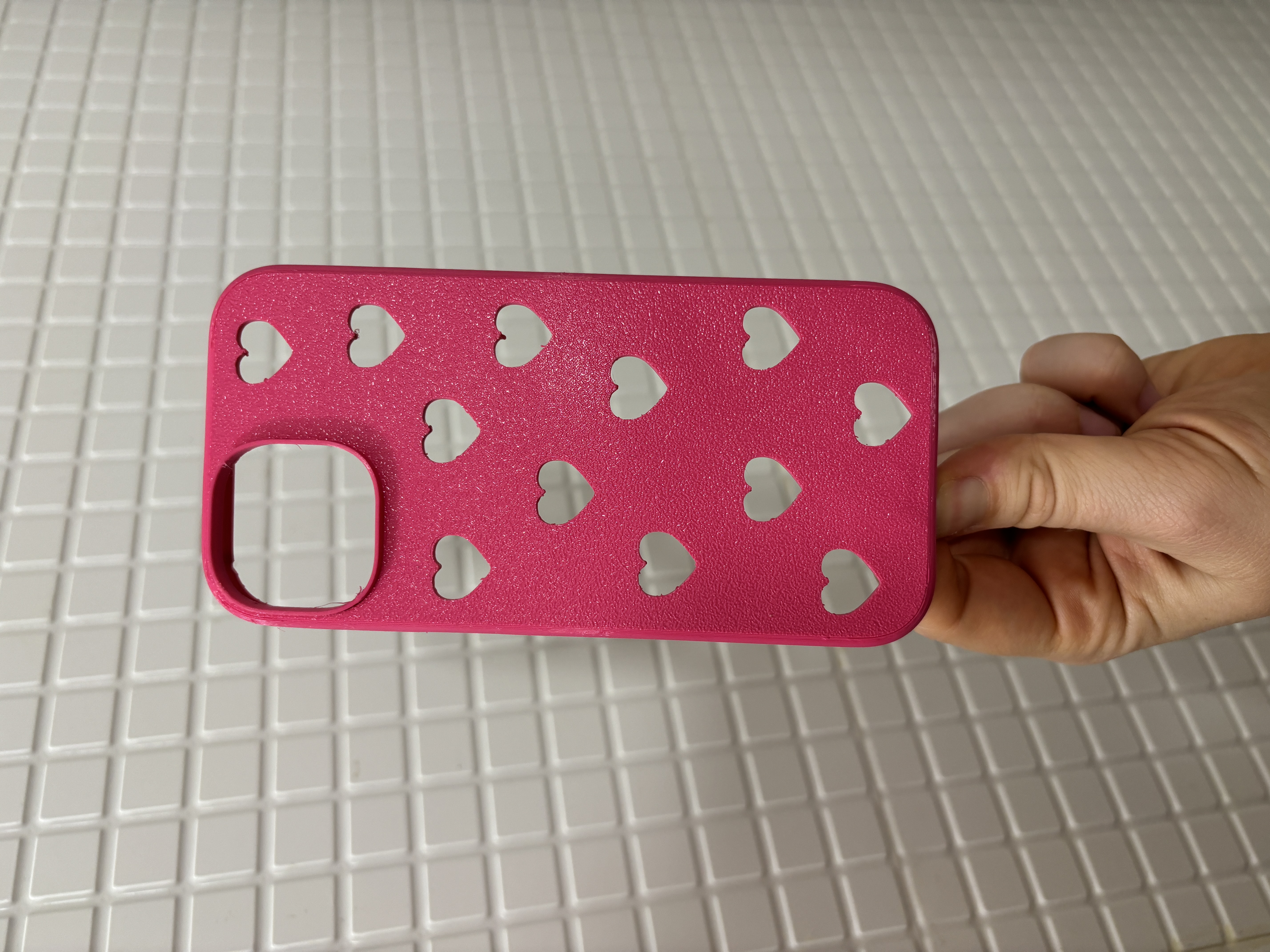 Iphone 15 case with hearts