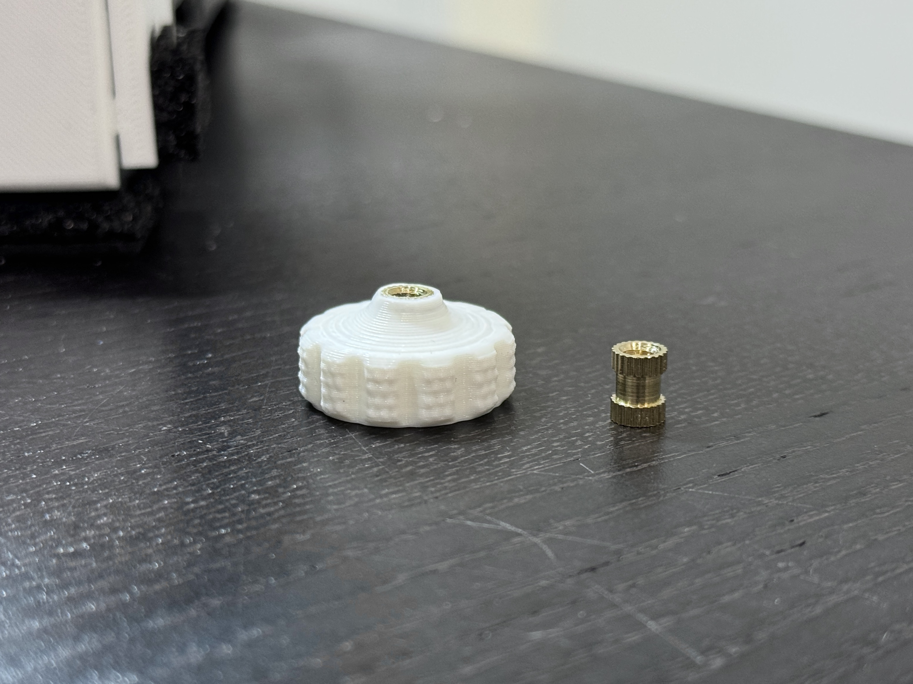Mini Ender 3 Pro knurled bed wheels