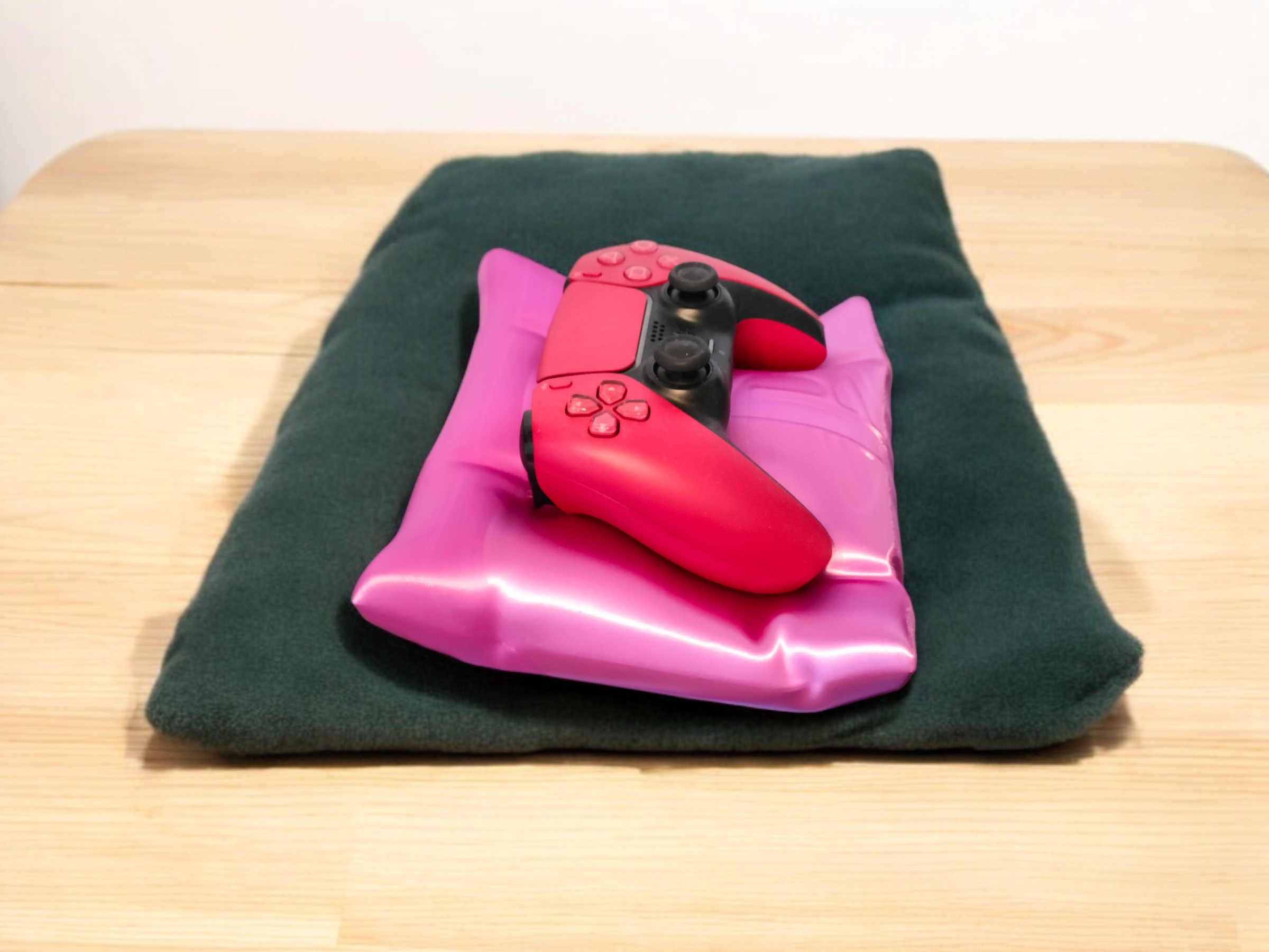 PS5 Controller Comfy Pillow — thumbnail 4