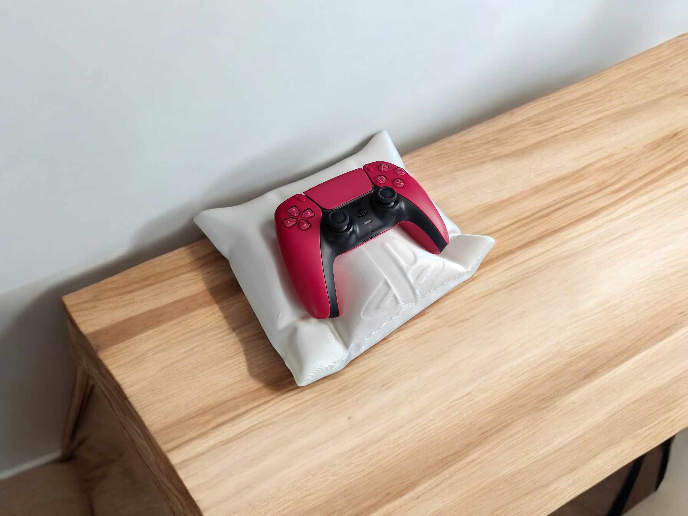 PS5 Controller Comfy Pillow — thumbnail 3