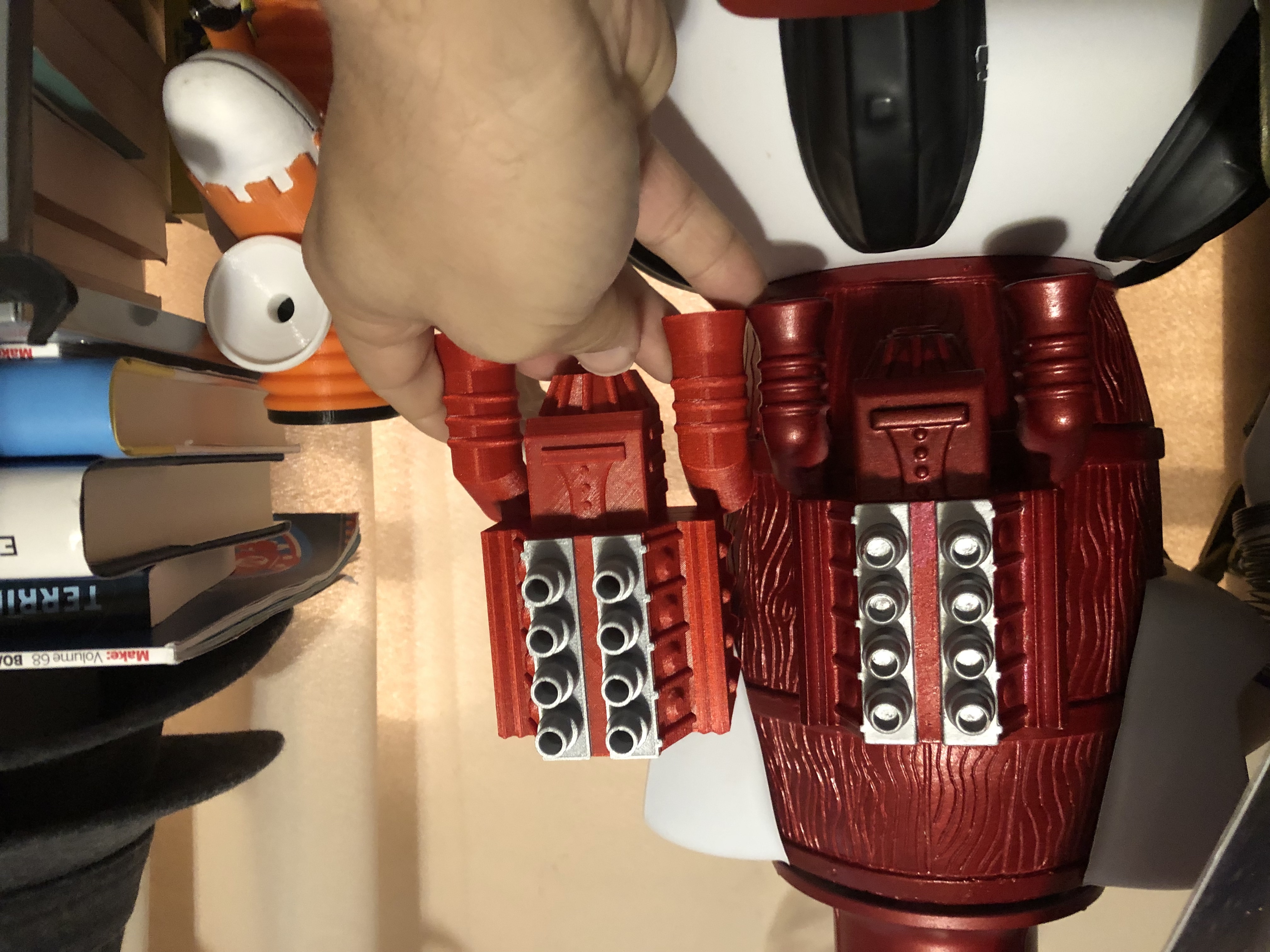 Random Tom Servo robot parts