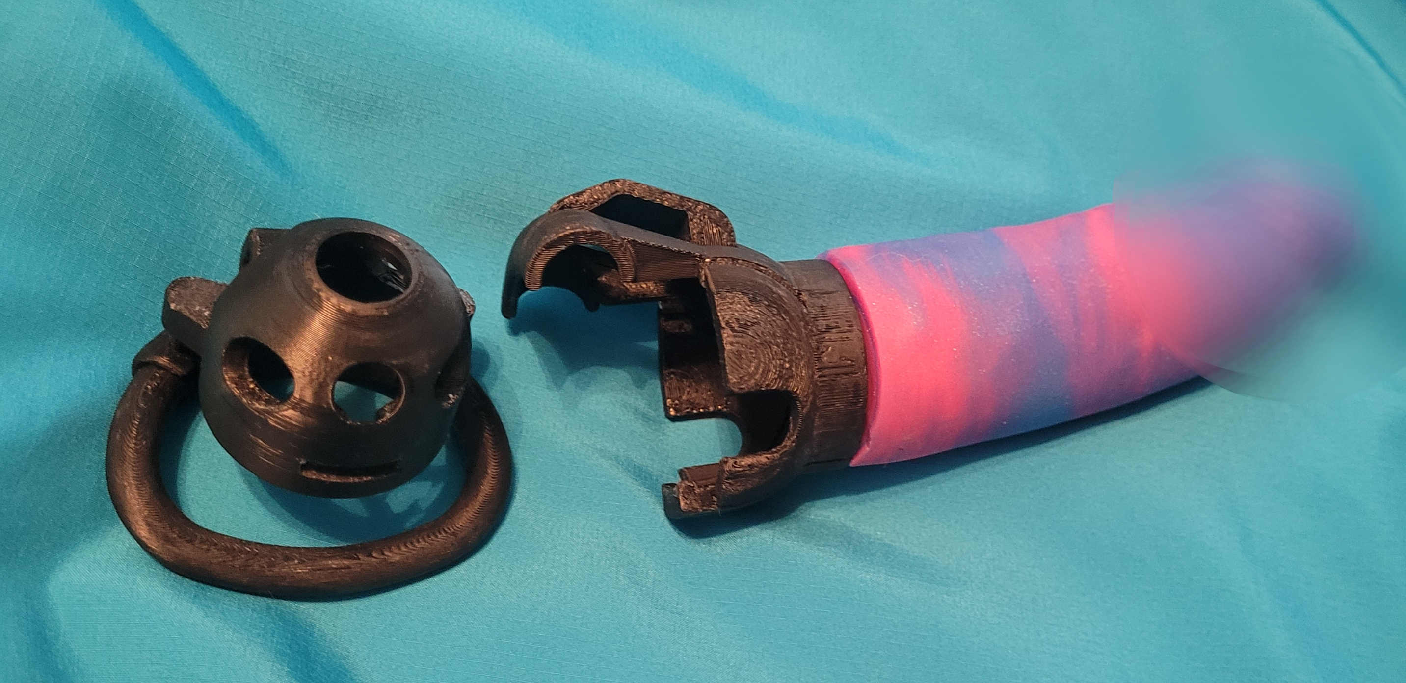 Male Chastity Device with Reverse Pegging — miniatura 7