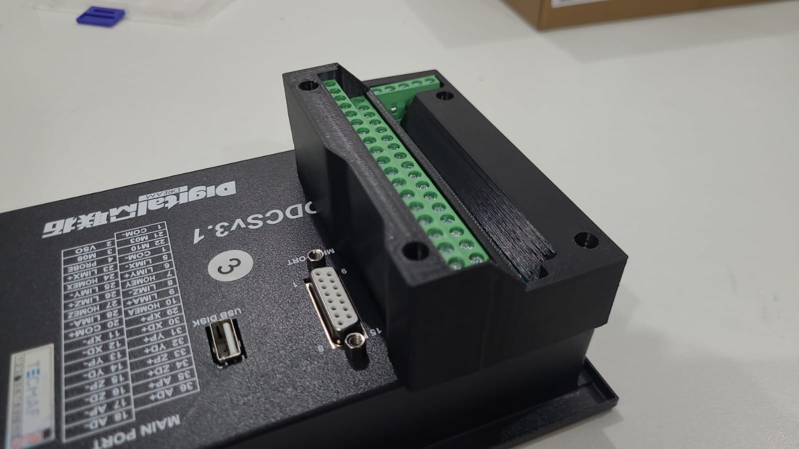 DDCSV3.1 DB25 Interface Board Case — miniatura 4