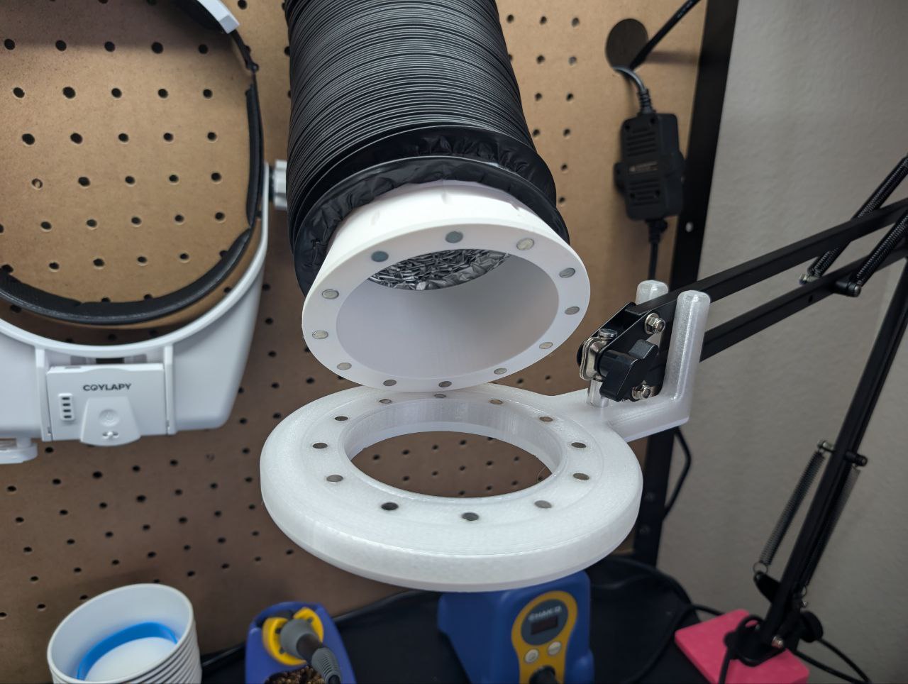 Magnetic Duct Flanges and Ports