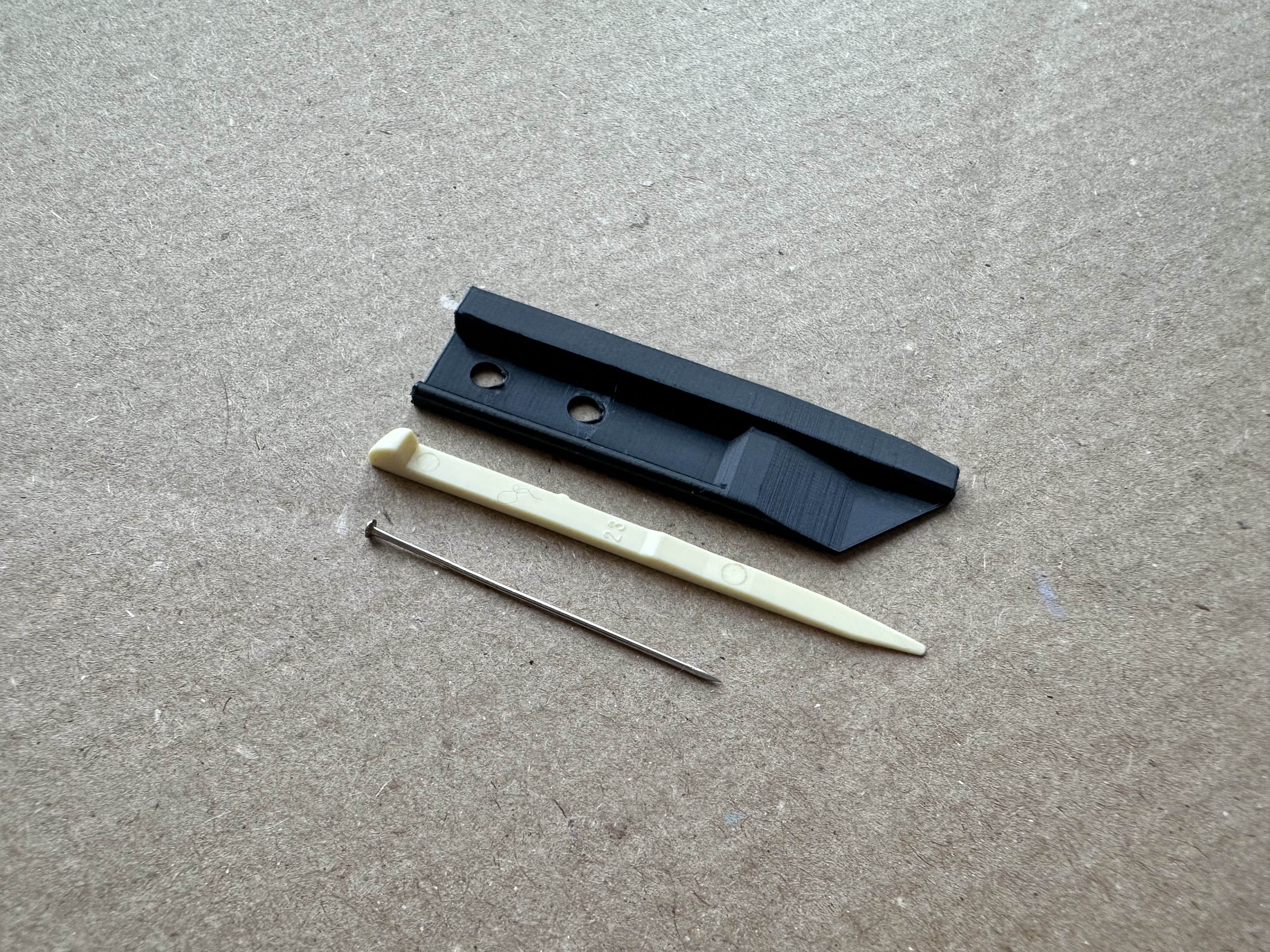 Leatherman ARC mod - toothpick and pin holder