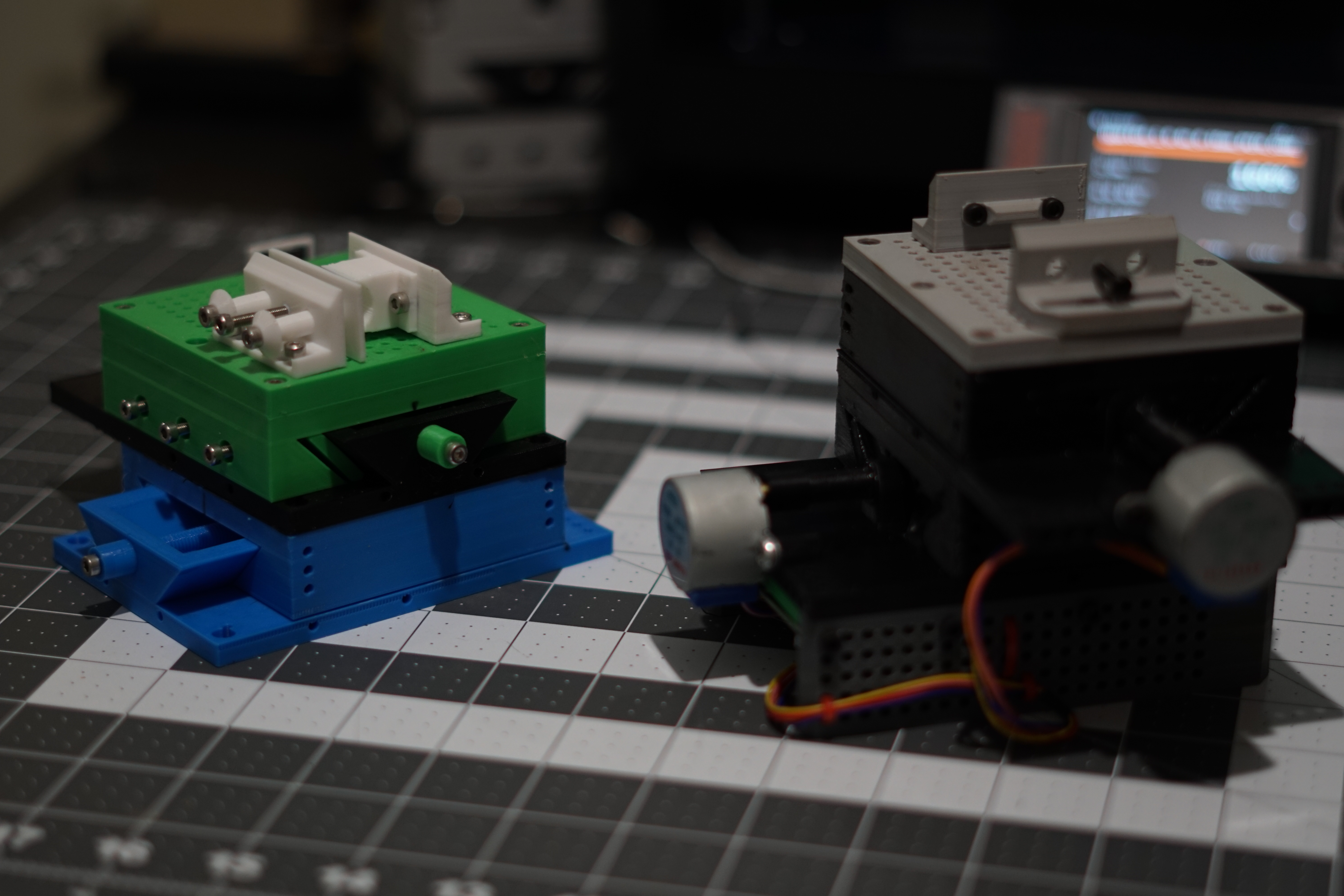 Miniatura 2 do modelo 3D Motorized Linear Stage