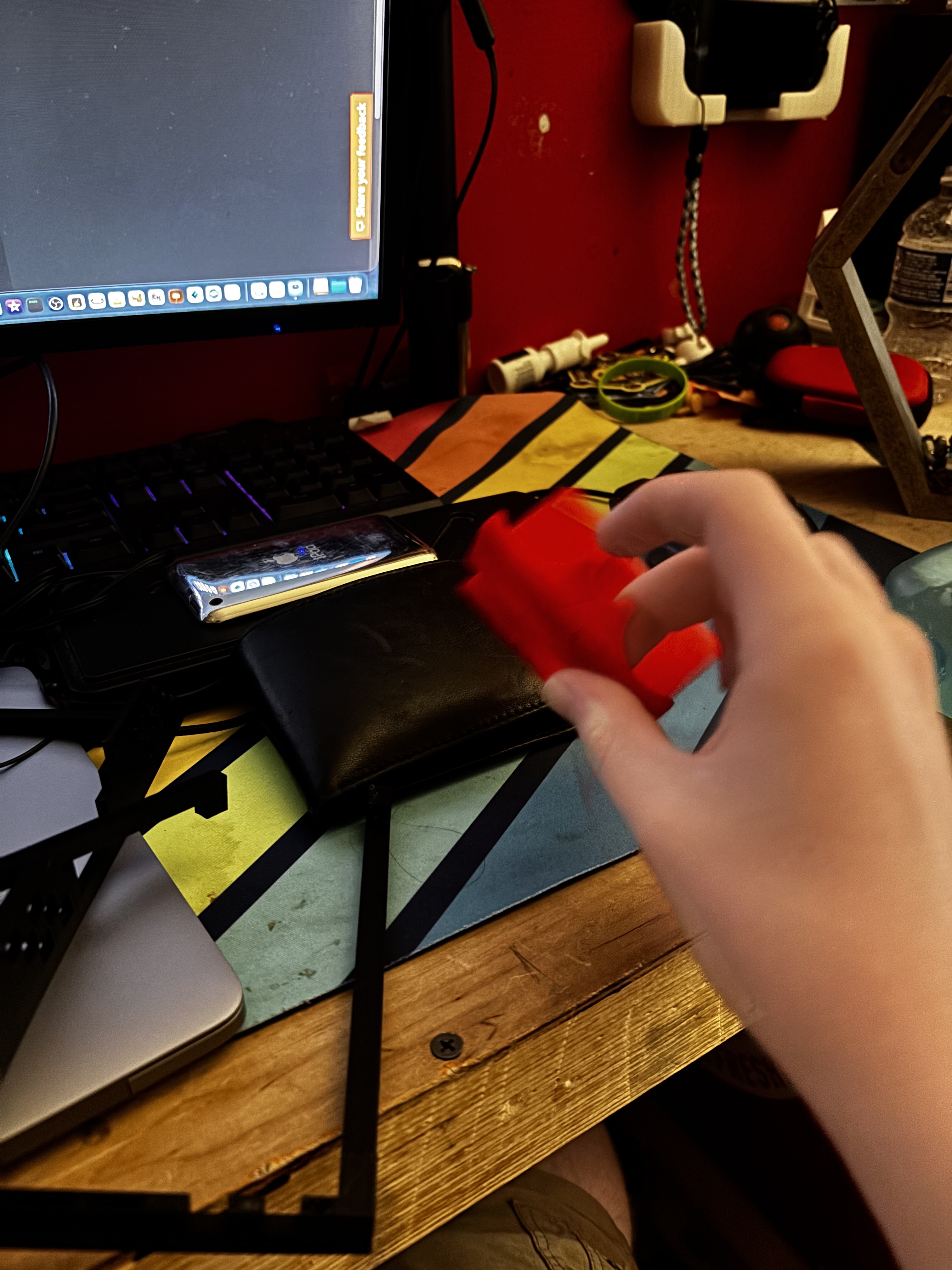 Miniatura 2 do modelo 3D a ps4 controller mount