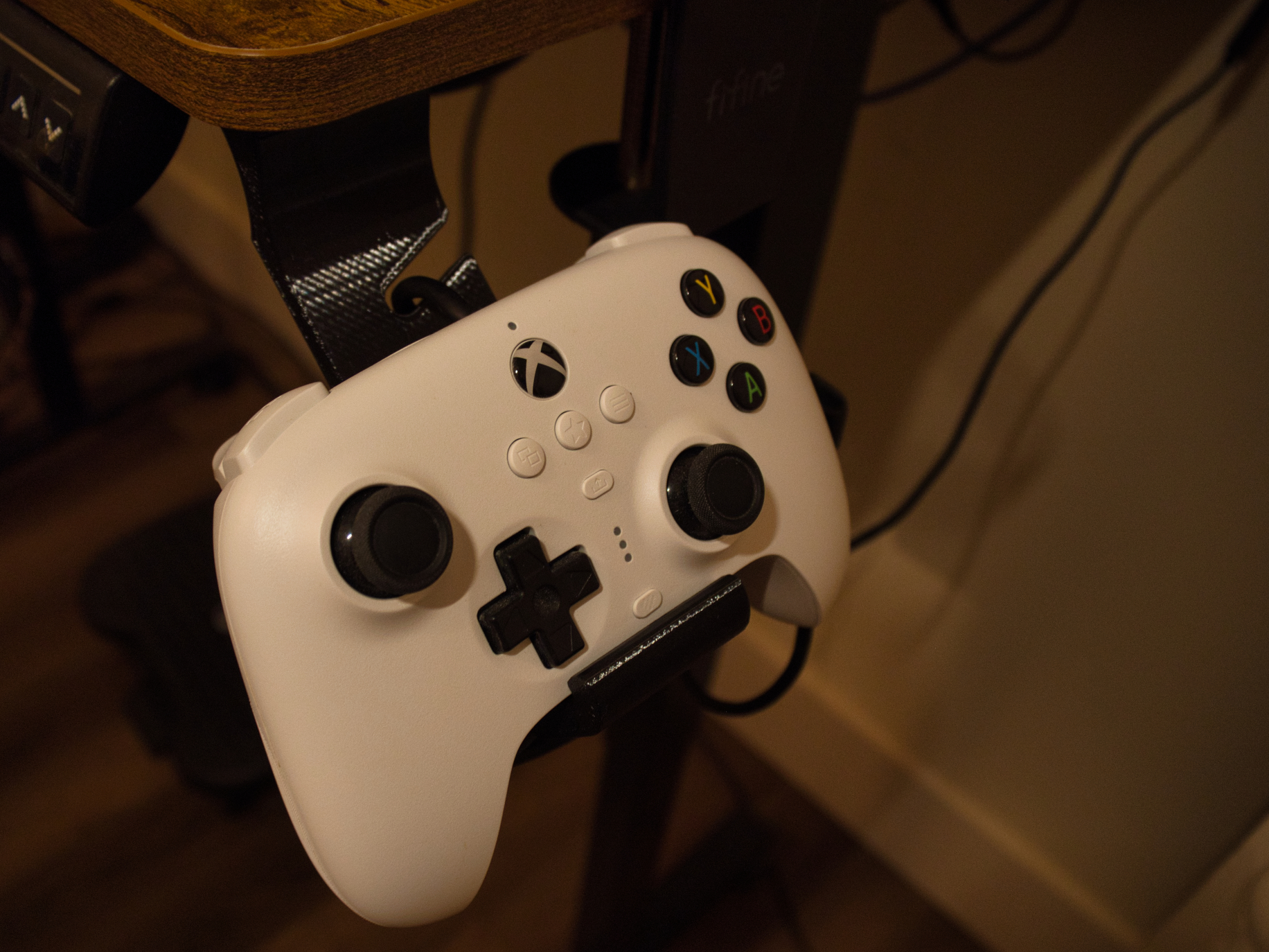 8BitDo Ultimate Wired Controller Hanger (Remix)
