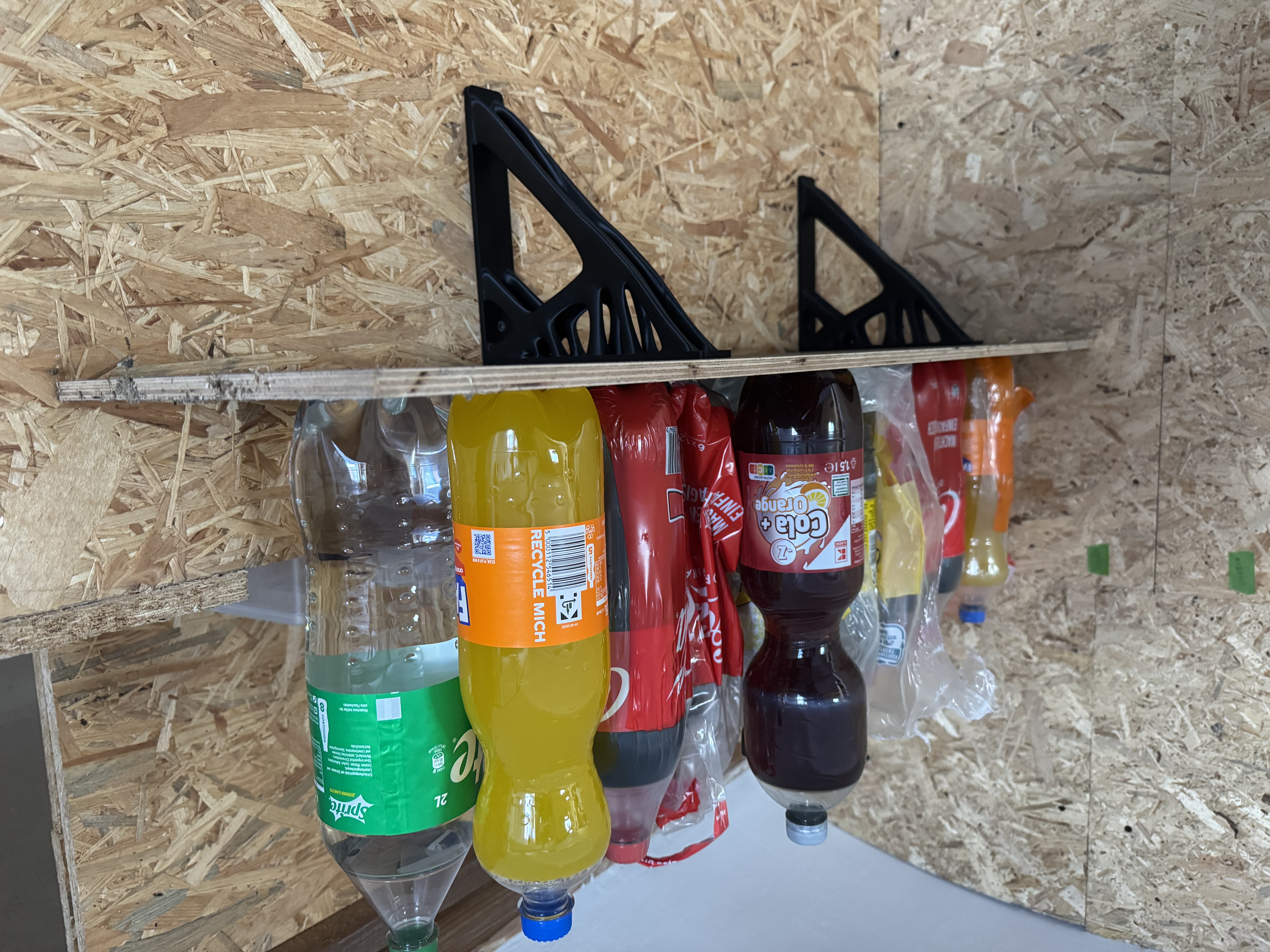 Miniatura 3 do modelo 3D Generative Design Shelf Bracket 200mm