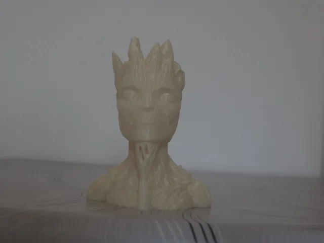 GROOT_BUST