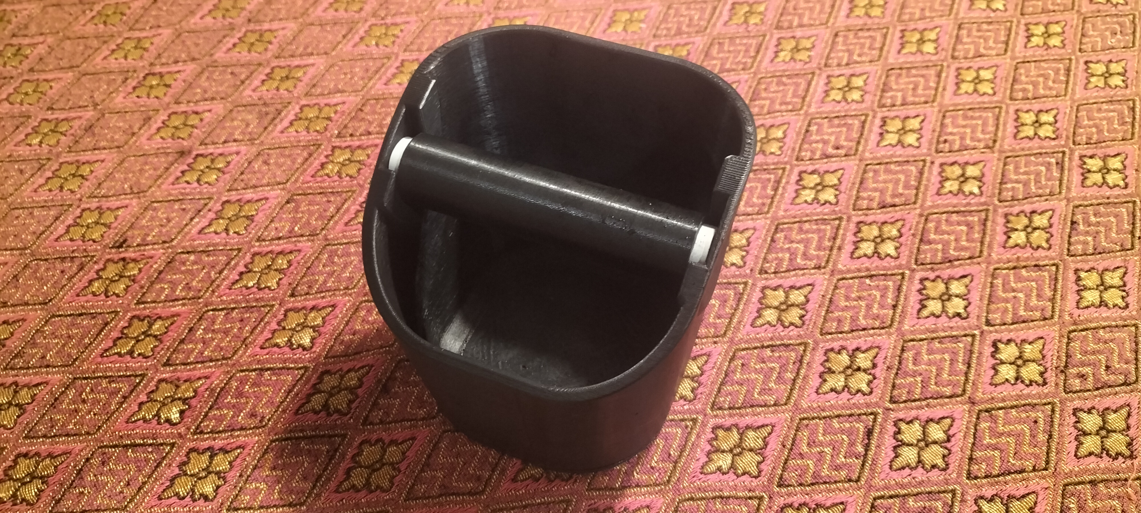 Medium sized coffee knock box
