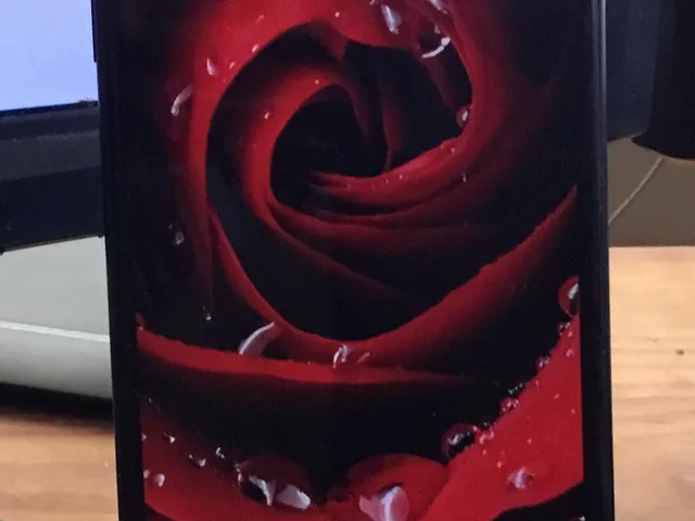 cellphone stand with gaps