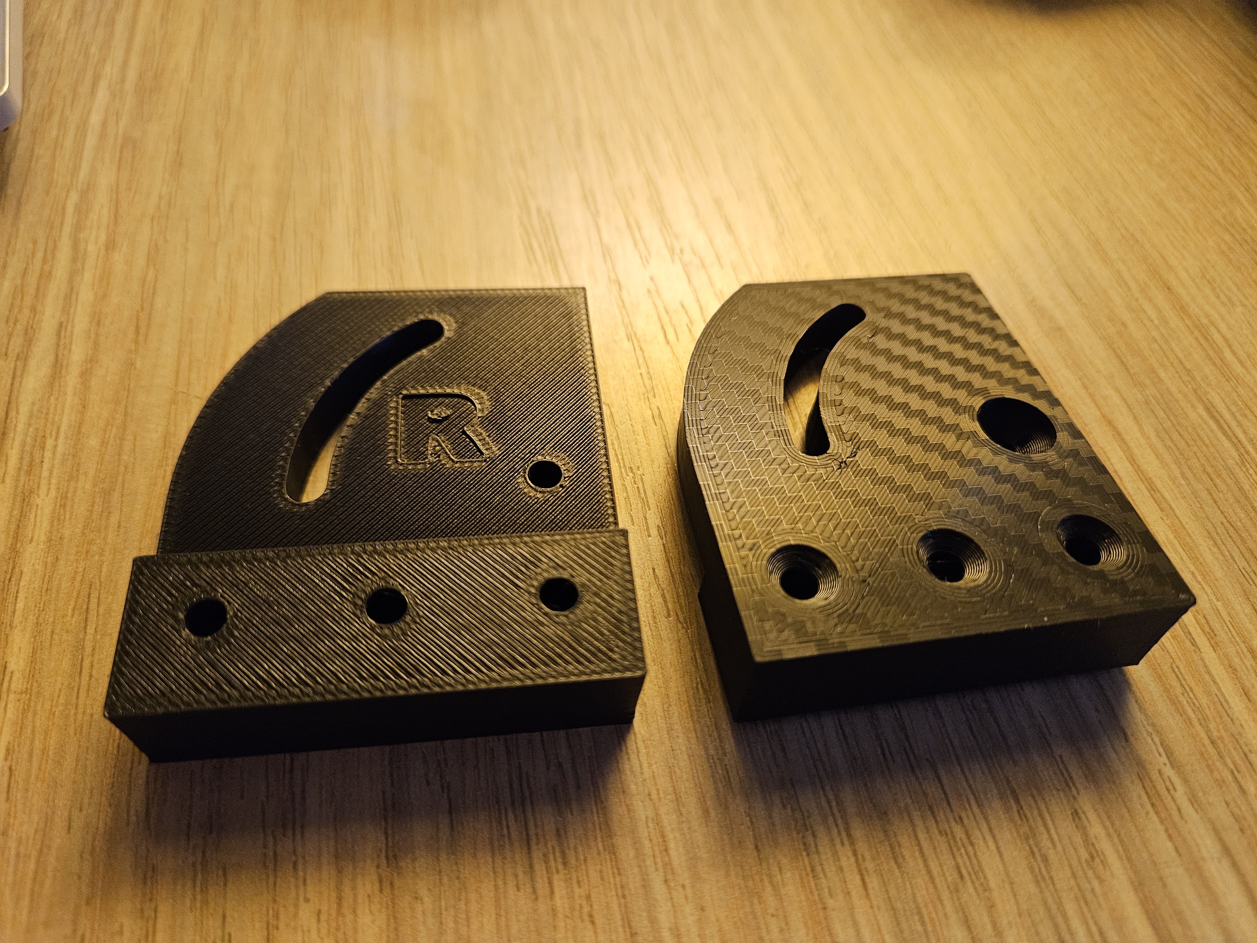 Hinges for teleprompter