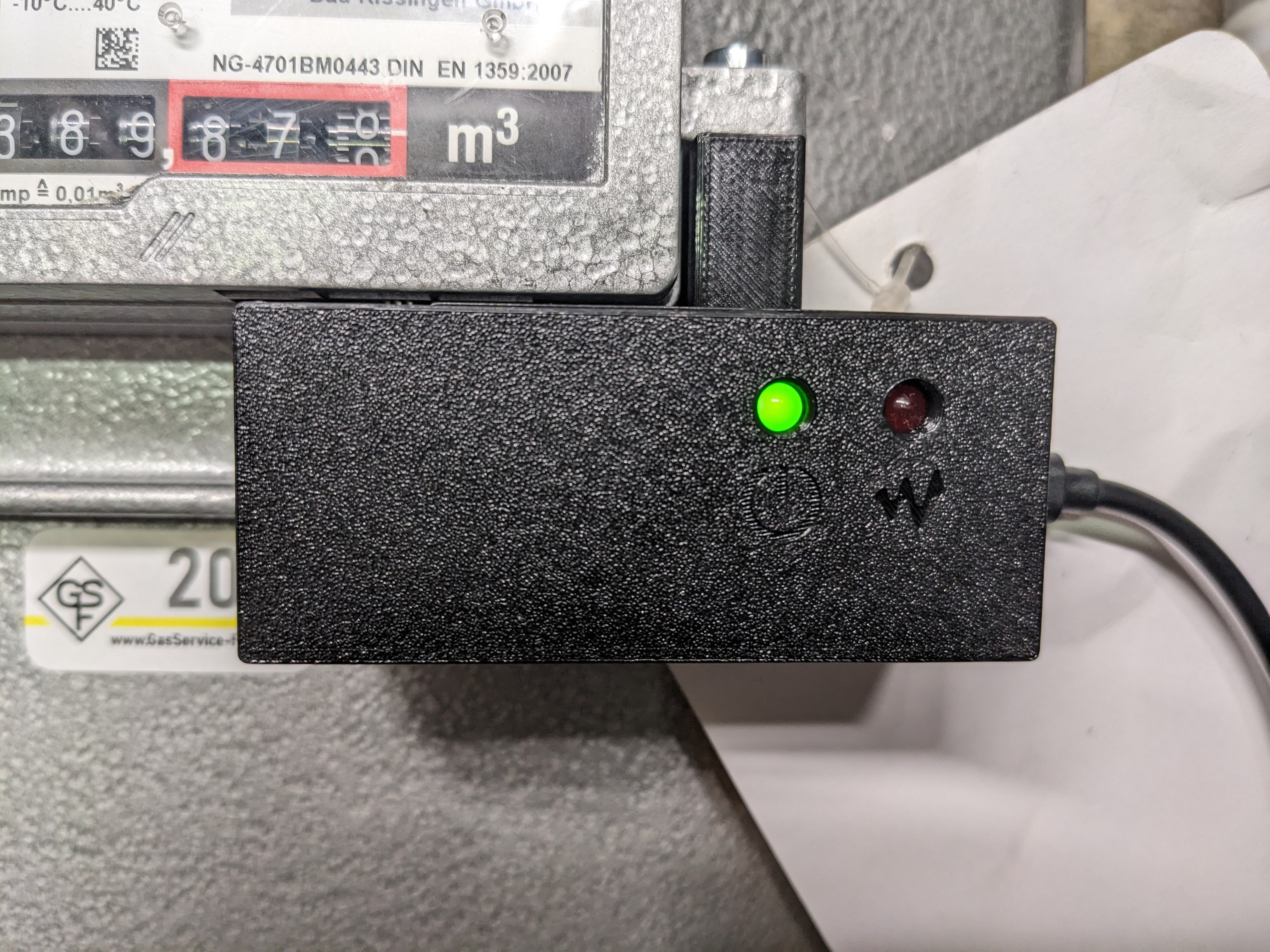 Gas meter detection via hall-sensor running on Tasmota