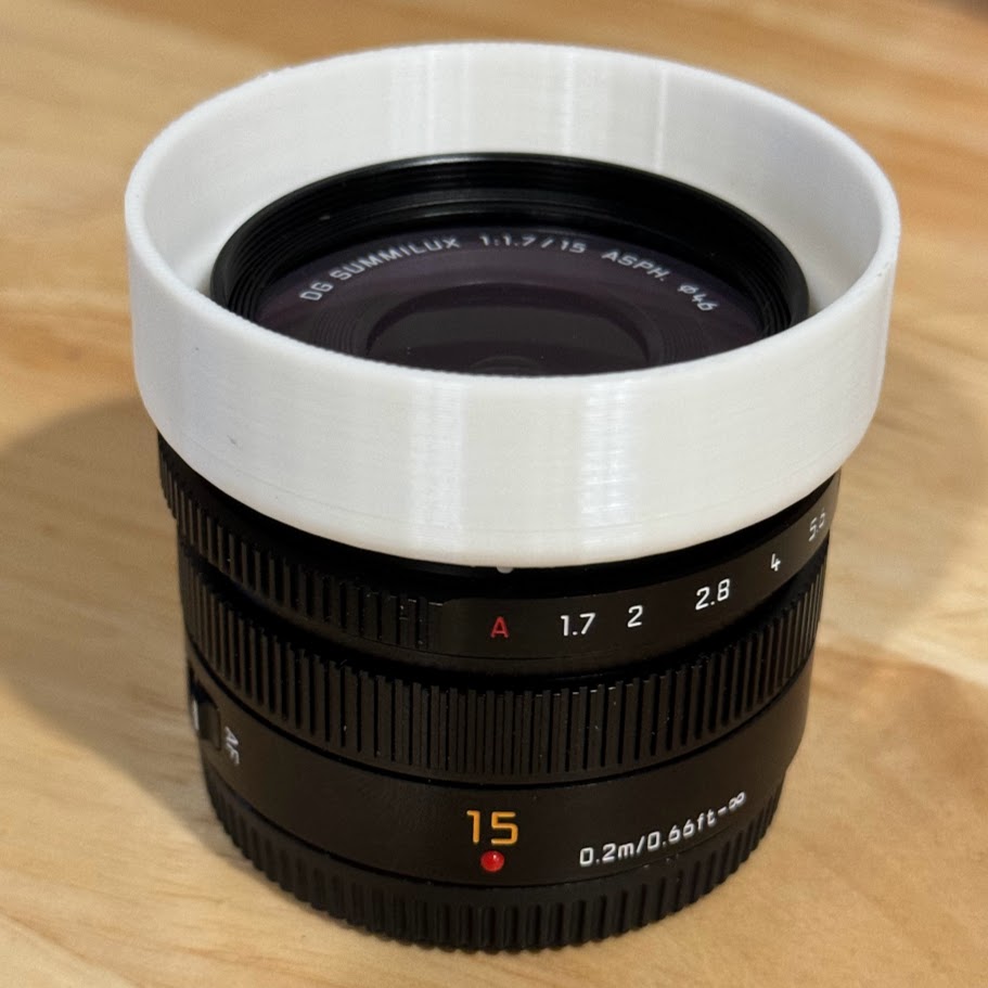 Lens hood for Panasonic Lumix Leica 15mm 1.7 Summilux H-X015