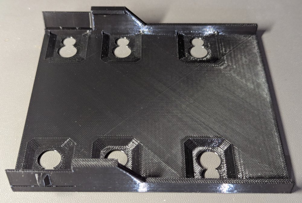 Fractal Design Define R5 hard drive tray
