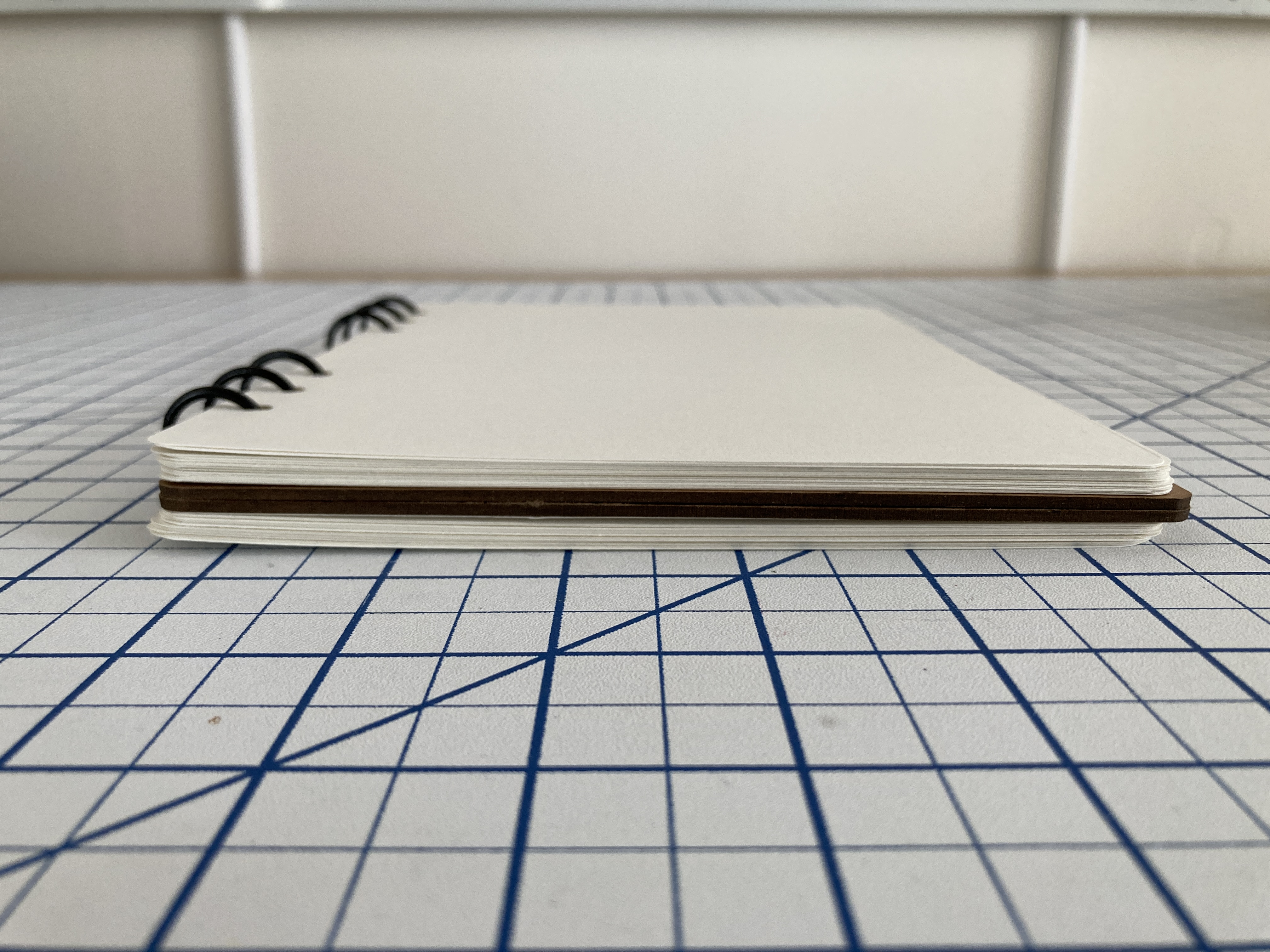 Miniatura 5 do modelo 3D Refillable 6-Ring Notebook (Parameterized)