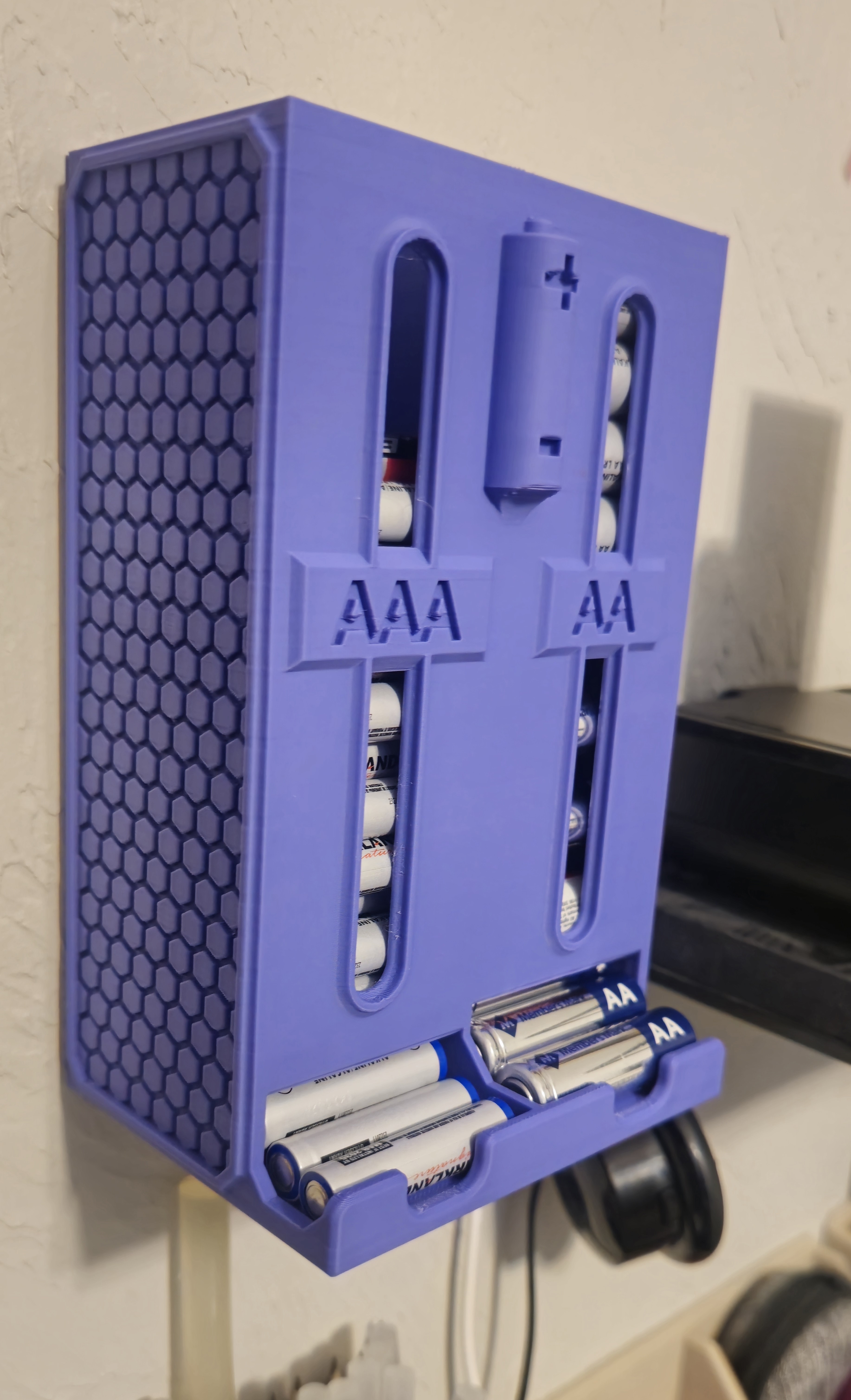 Battery dispenser, wall mounted AA & AAA