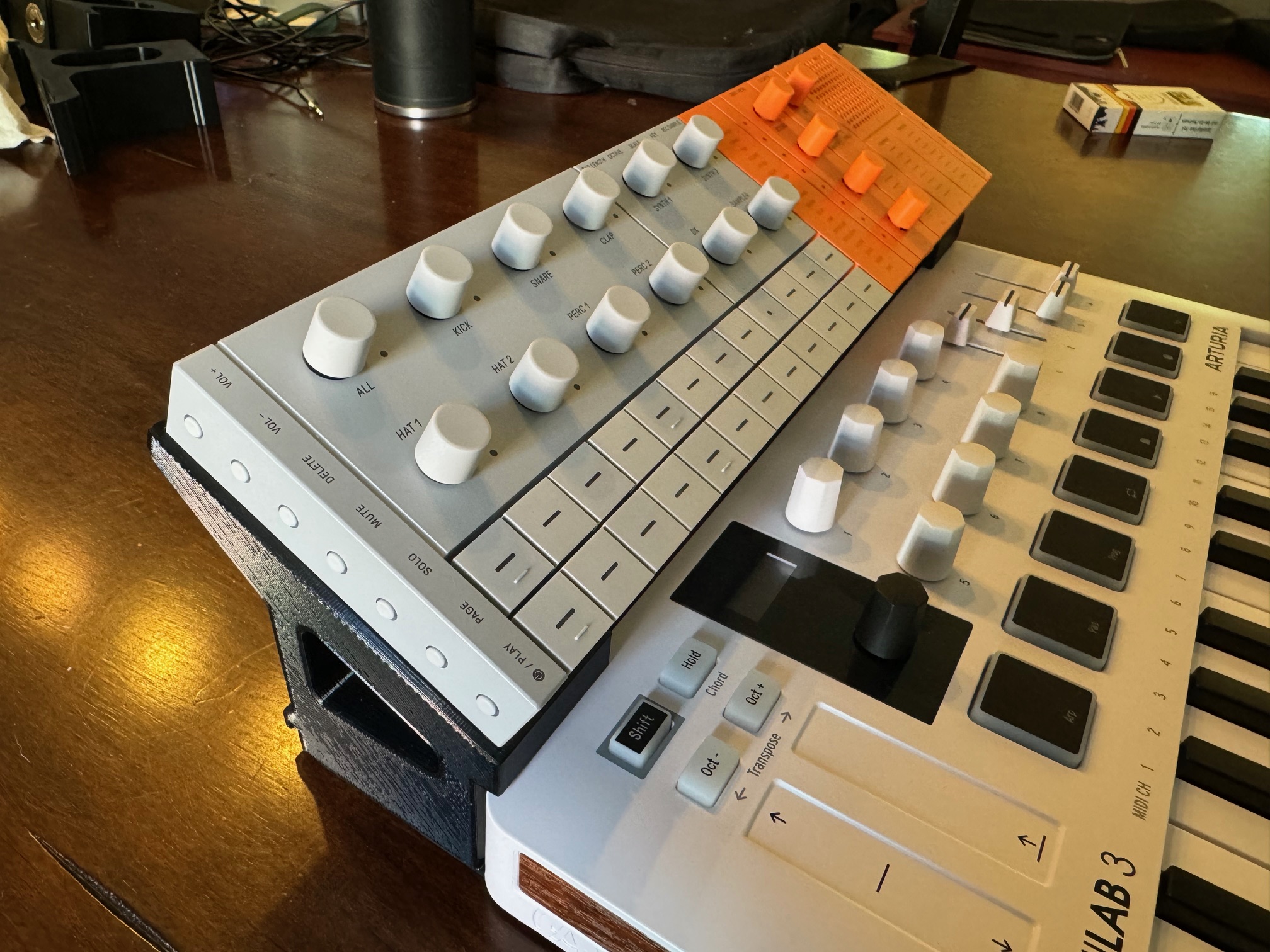 Yamaha SEQtrak stand for Arturia Minilab (mk2 & mk3)
