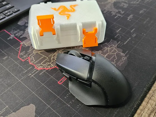 Razer Basilisk V2/3 X HyperSpeed - Travel box with Razer Logo
