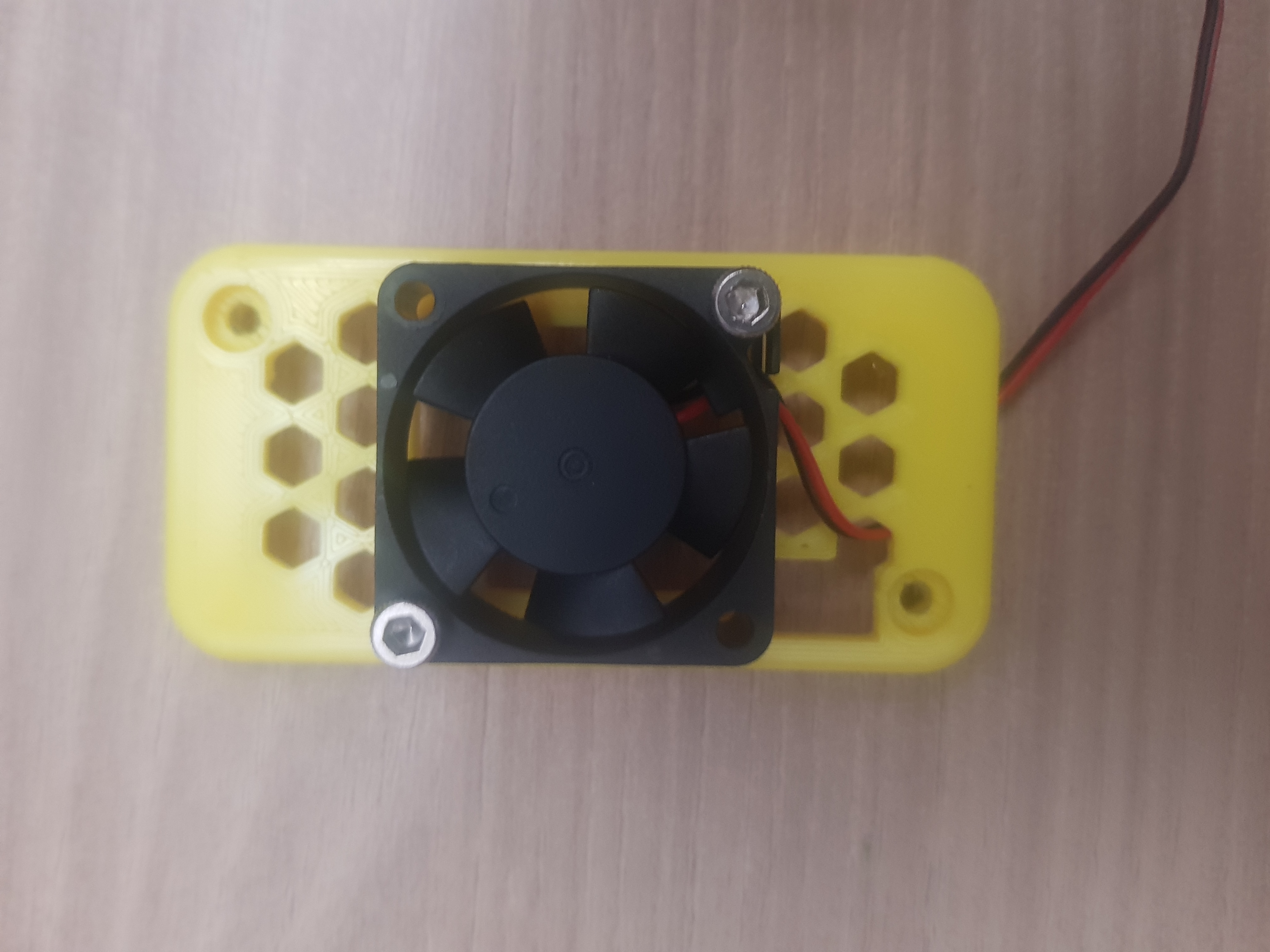 Raspberry PI Zero 2W enclosure with 3010 fan od autora renderman ...