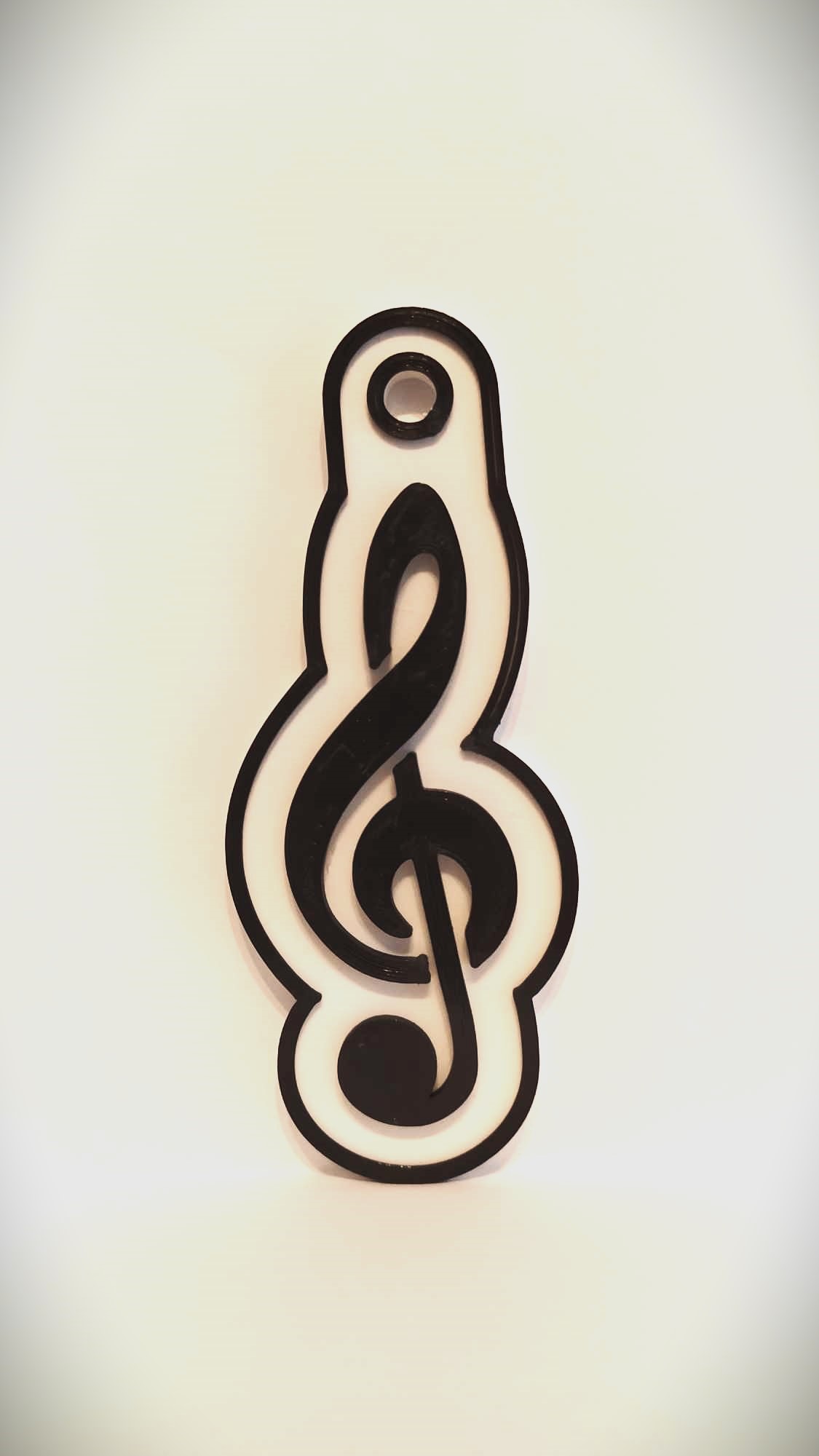 Treble clef keychain