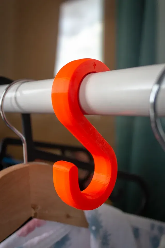 STL file S CLIP HOOK - S Hanger 🪝・3D printing idea to download