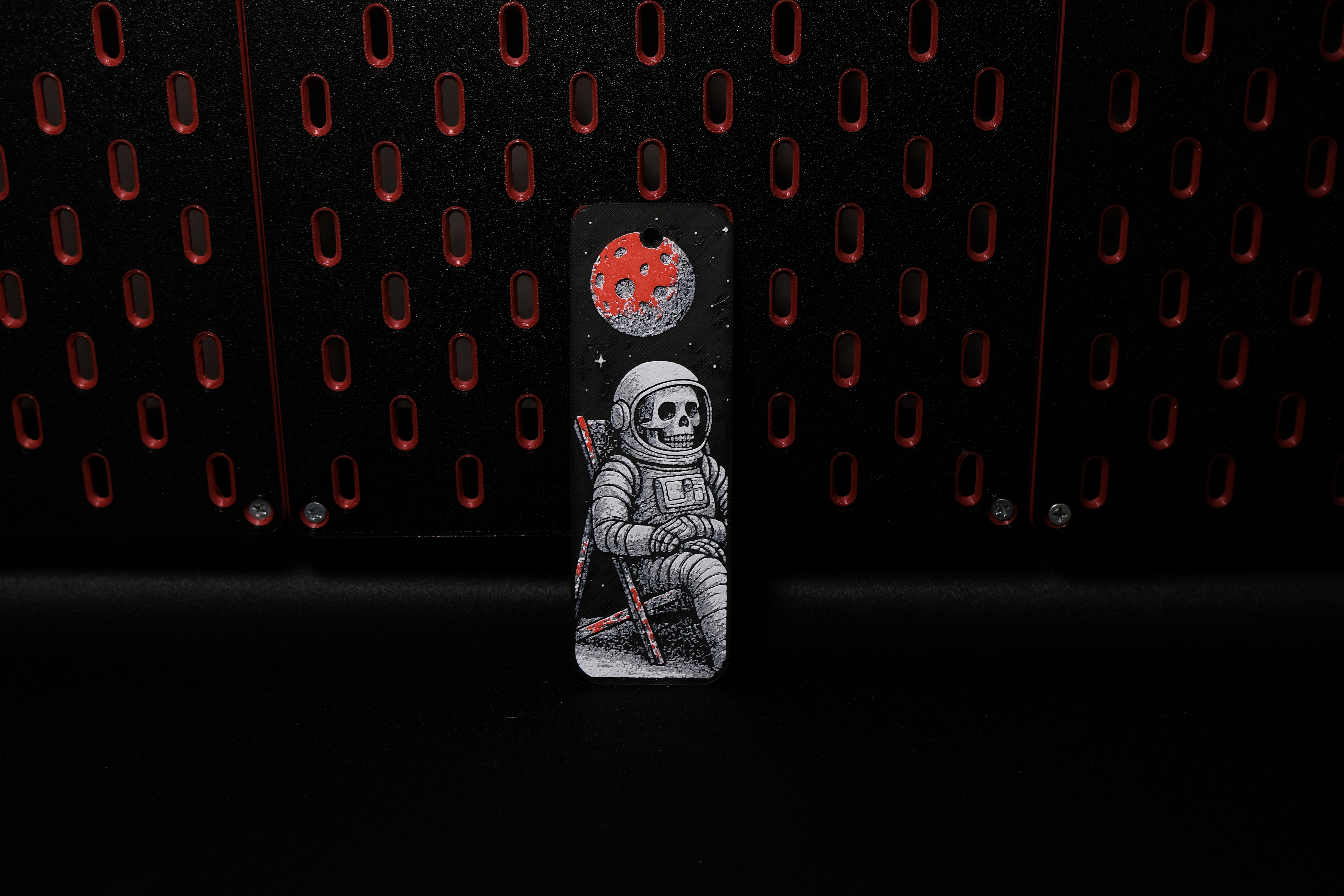 Miniatura 3 do modelo 3D Space Skeleton Bookmarks