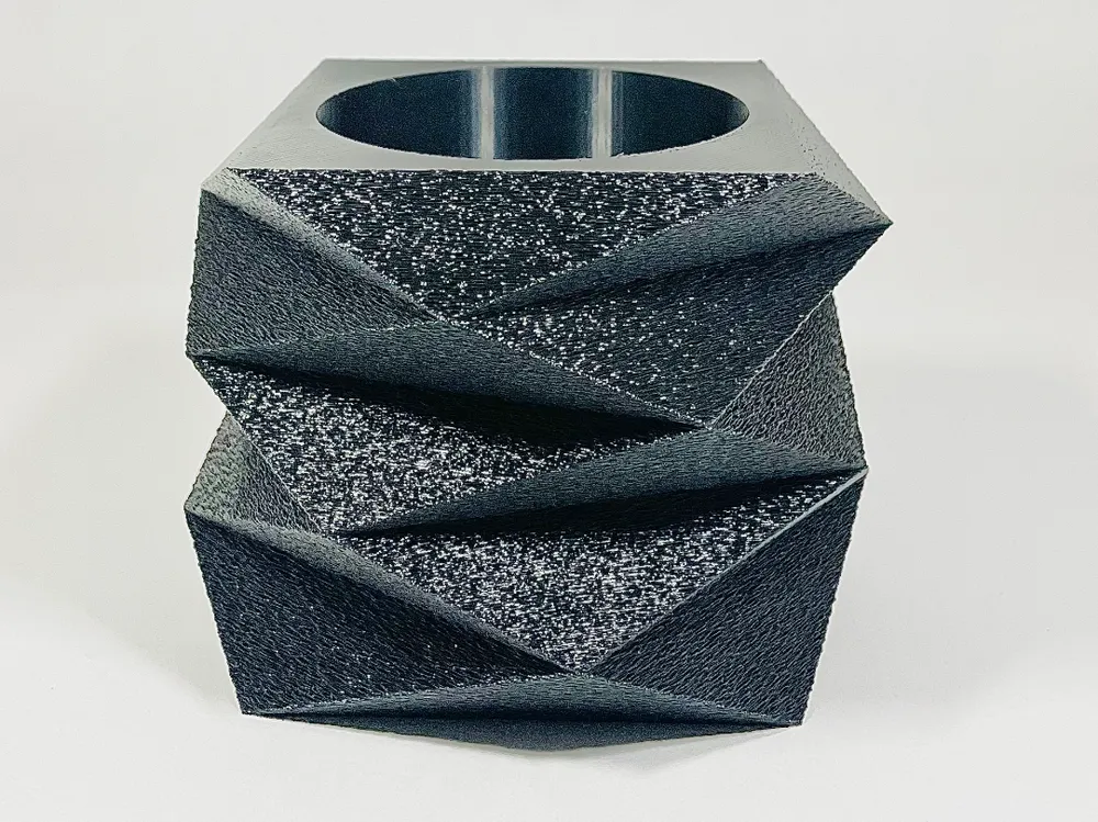 Customizable Vase (OpenSCAD)