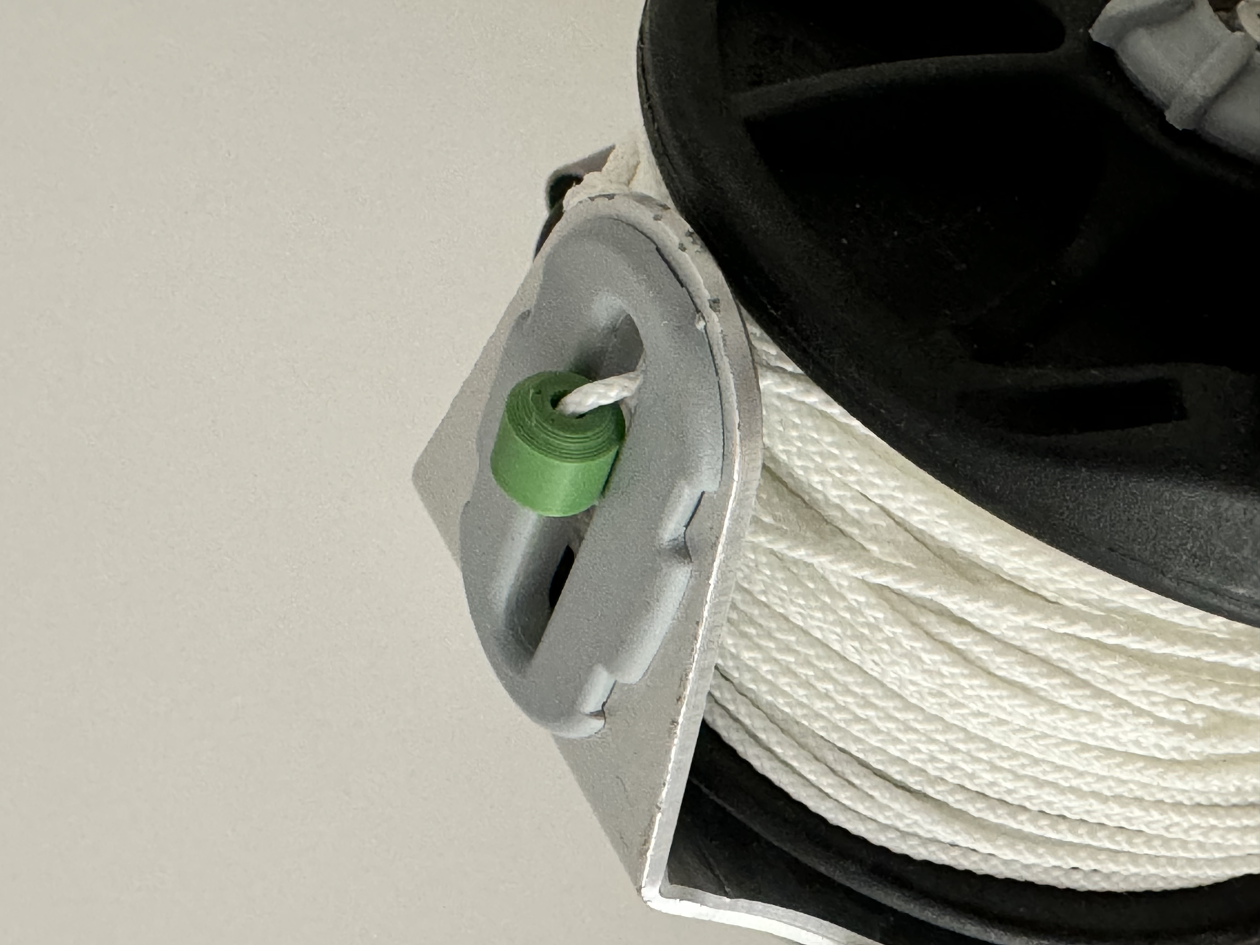 Scuba reel line stopper