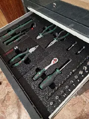 Bosch Organizer: Ratchets and Sockets + Bosch Pliers + Hammer + Parrot pliers
