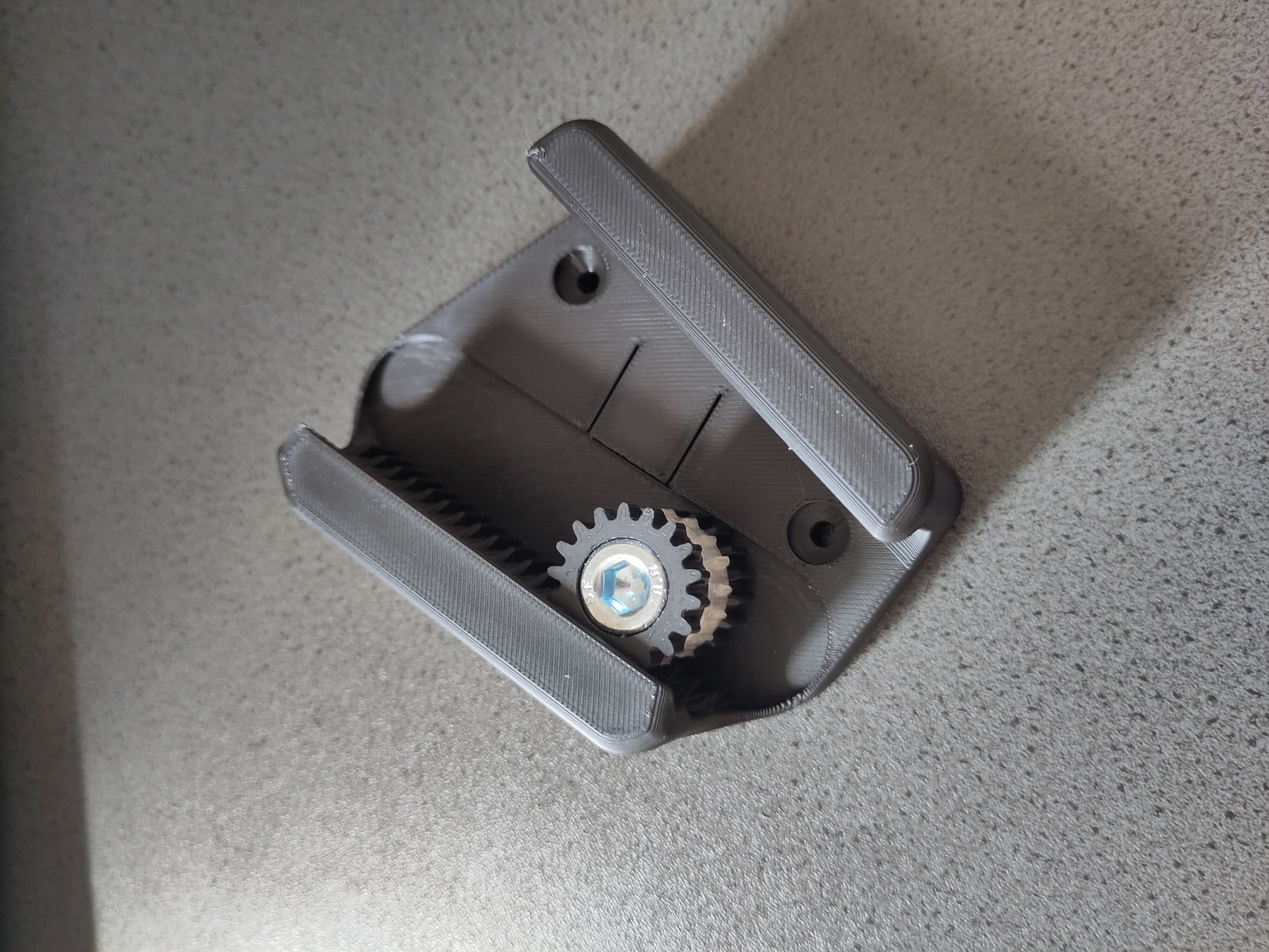 Gravity Broom Holder (heavy captive gear with rubber ring) - optimized for 24mm diameter (e.g. Makita attachments)