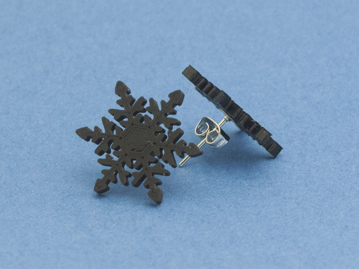 Miniatura 5 do modelo 3D Stud earrings snowflake 2