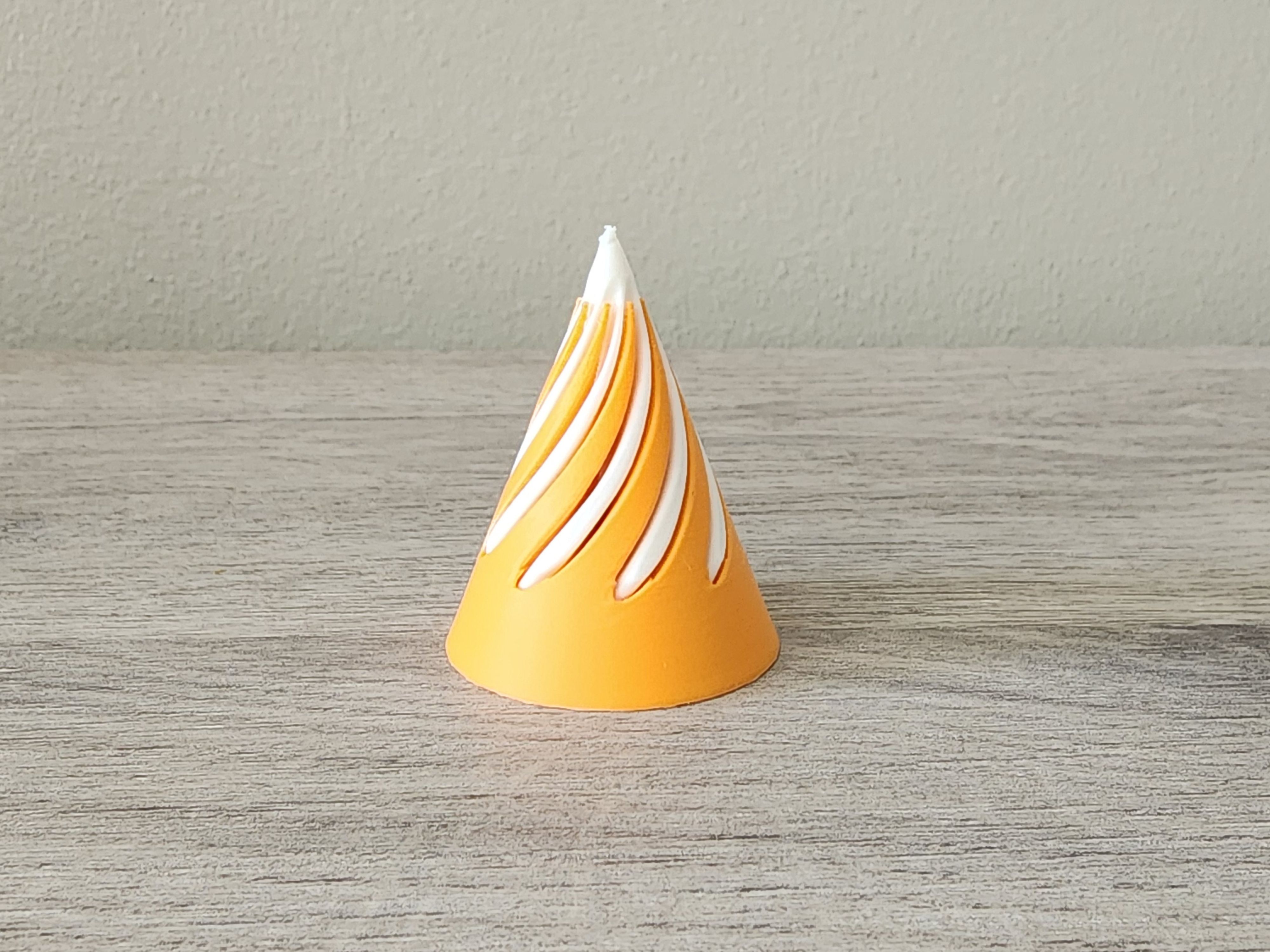 Miniatura 2 do modelo 3D Cone Impossible Passthrough