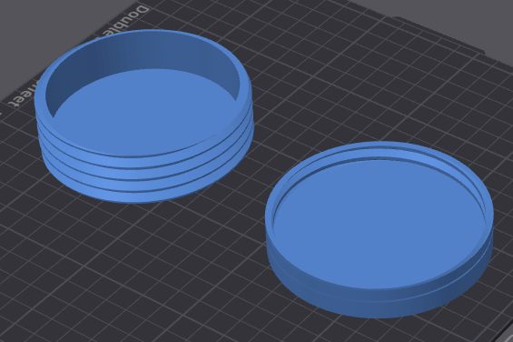 Screw box with lid