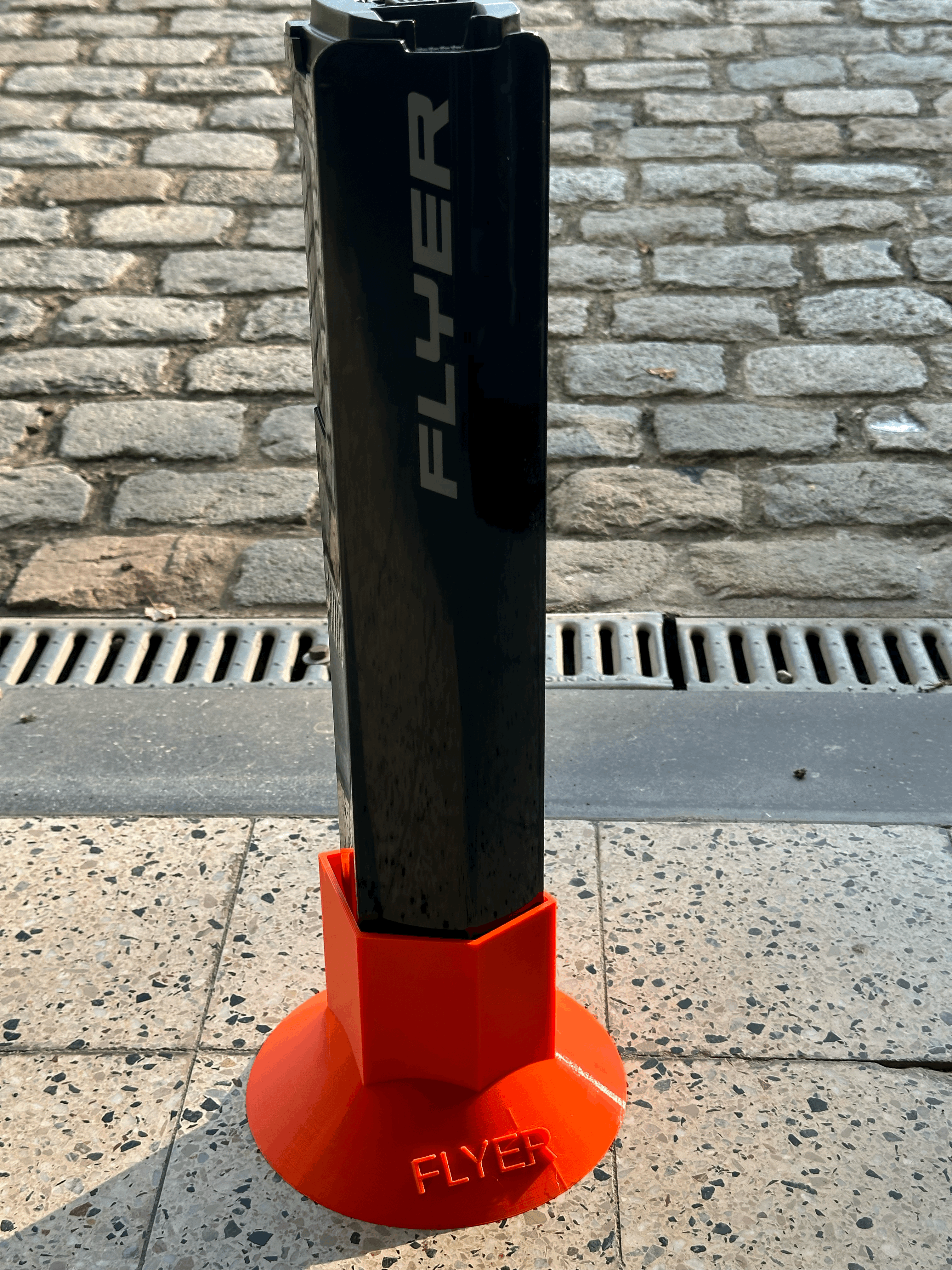 Miniatura 4 do modelo 3D Flyer ebike battery support